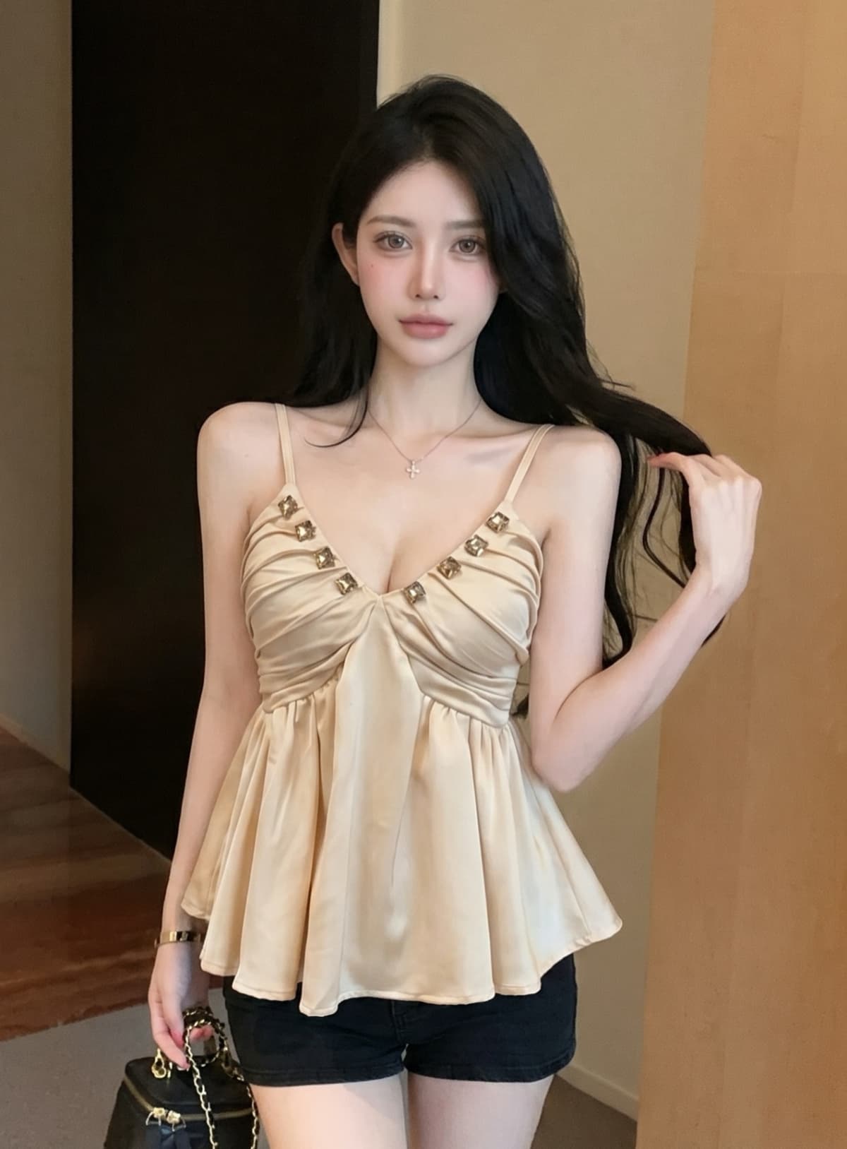 실사 빛 럭셔리 명문 여성 바람 고급 센스 캐미솔 여름 다이아몬드 세팅 V넥 주름 디자인 허리 수축 순수한 욕망 맨위 상세 이미지 11