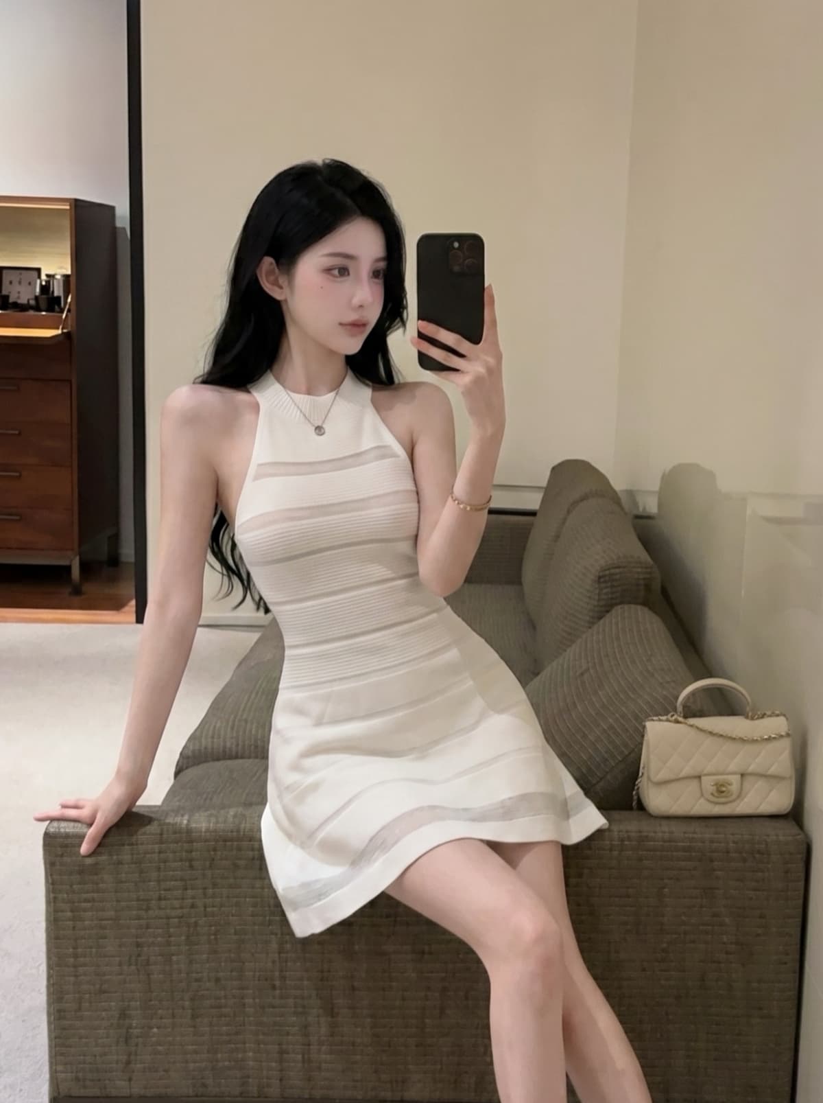 실사 프랑스식 니트 민소매 조끼 여성 드레스 여름 새로운 홀로우 아웃 섹시함 허리 수축 슬림해 보이는 품격 미니 스커트 상세 이미지 4