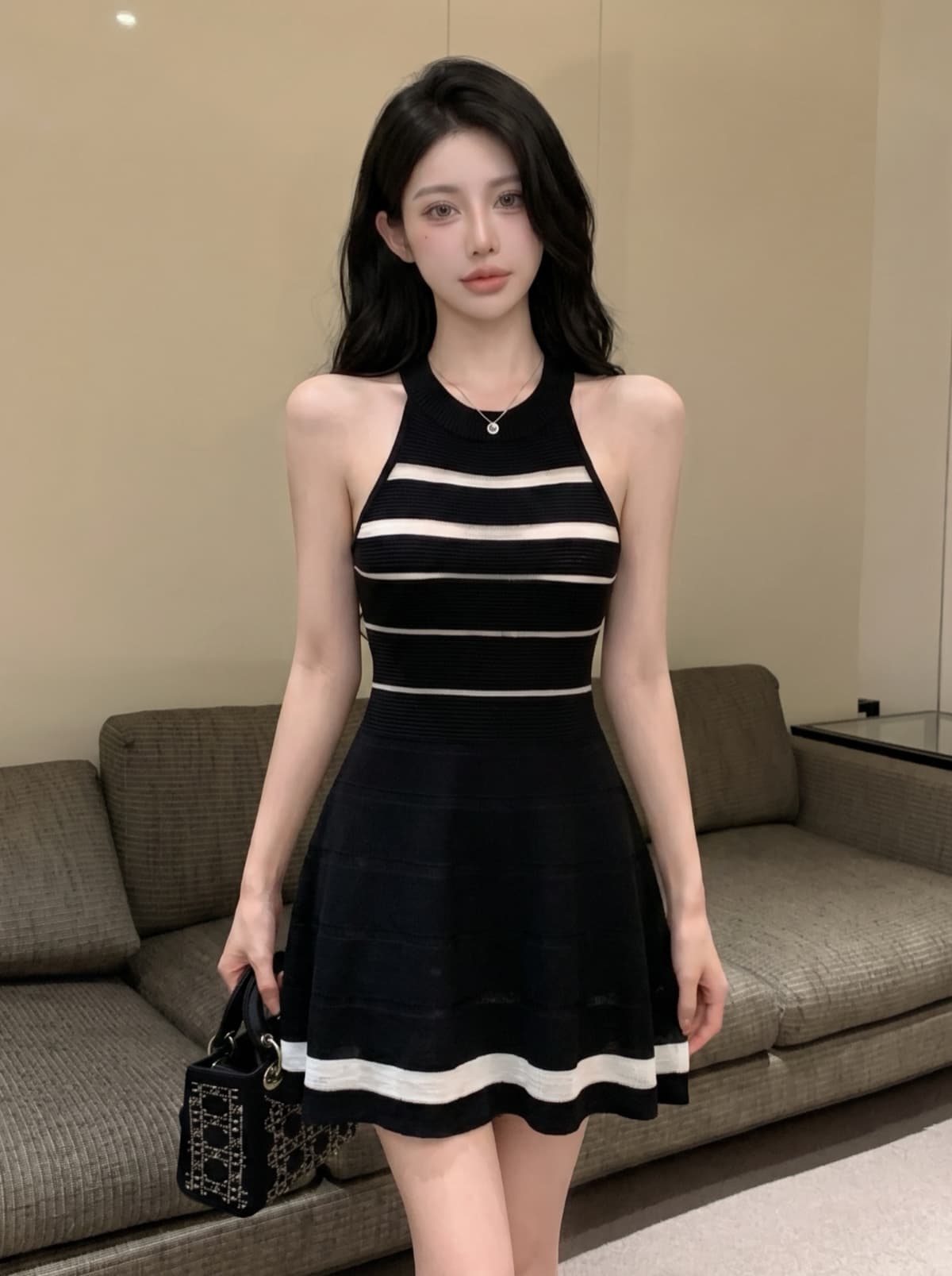 실사 프랑스식 니트 민소매 조끼 여성 드레스 여름 새로운 홀로우 아웃 섹시함 허리 수축 슬림해 보이는 품격 미니 스커트 상세 이미지 12