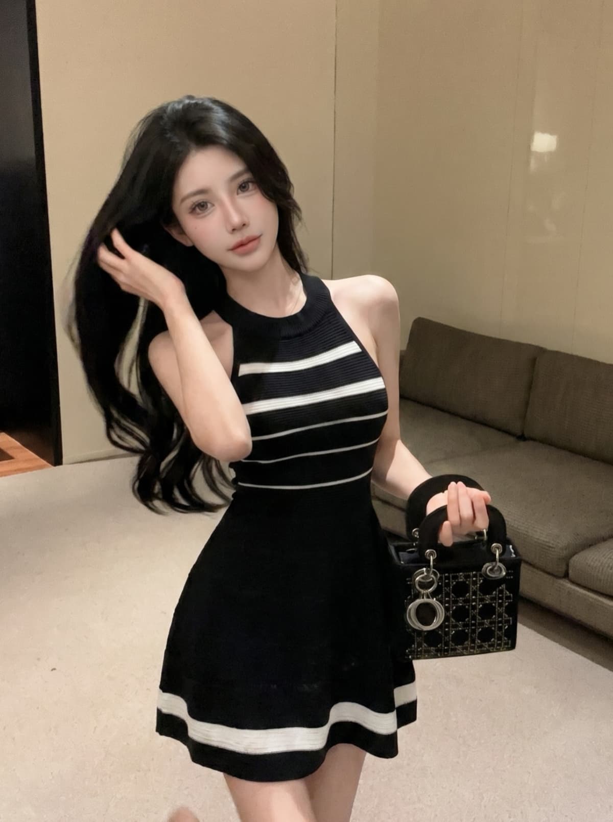 실사 프랑스식 니트 민소매 조끼 여성 드레스 여름 새로운 홀로우 아웃 섹시함 허리 수축 슬림해 보이는 품격 미니 스커트 상세 이미지 18