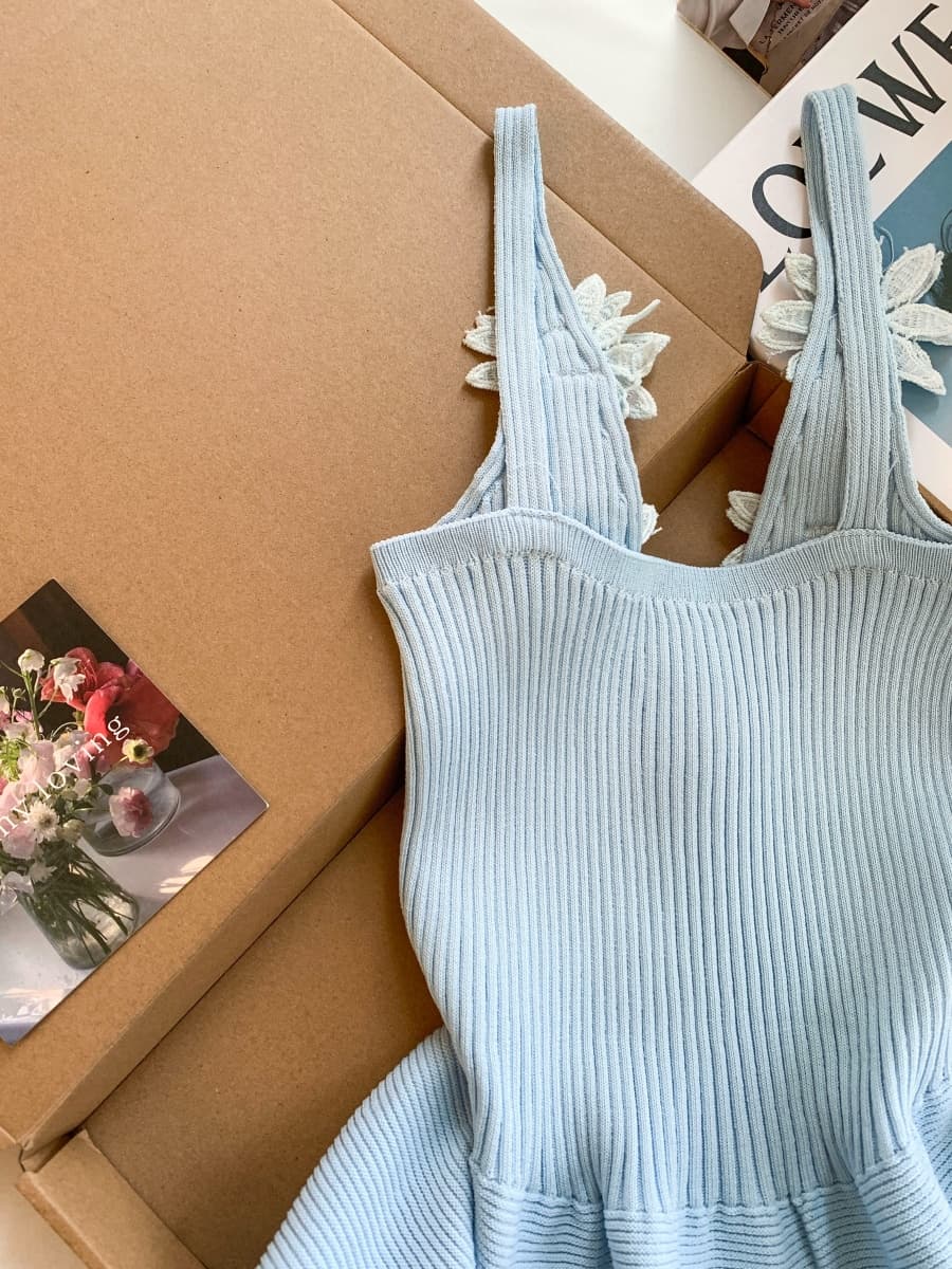 실사 품격 3 차원 꽃 V넥 슬립 드레스 여성 여름 새로운 디자인 센스 몸매 가꾸기 슬림해 보이는 니트 드레스 상세 이미지 17