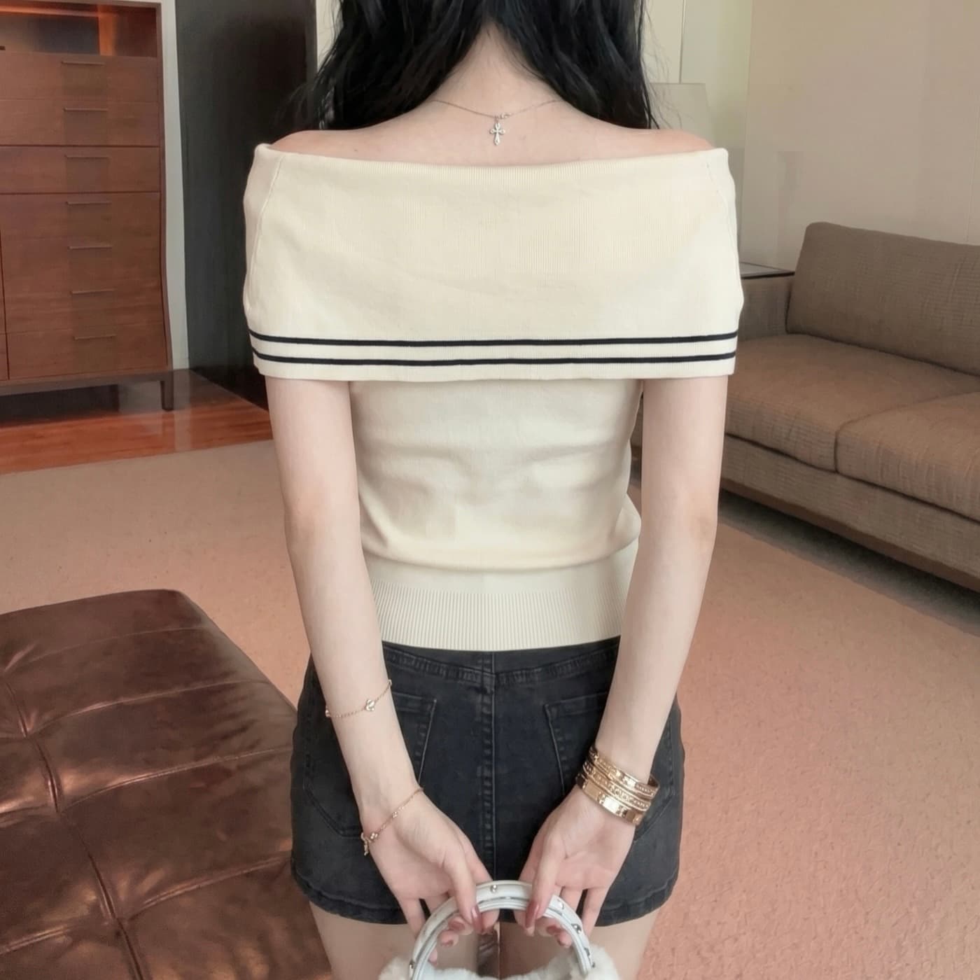 실사 해군 스타일 스트라이프 오프숄더 레이스업 폴로 칼라 니트 스웨터 여성 여름 몸매 가꾸기 슬림해 보이는 품격 민소매 맨위 이미지 5