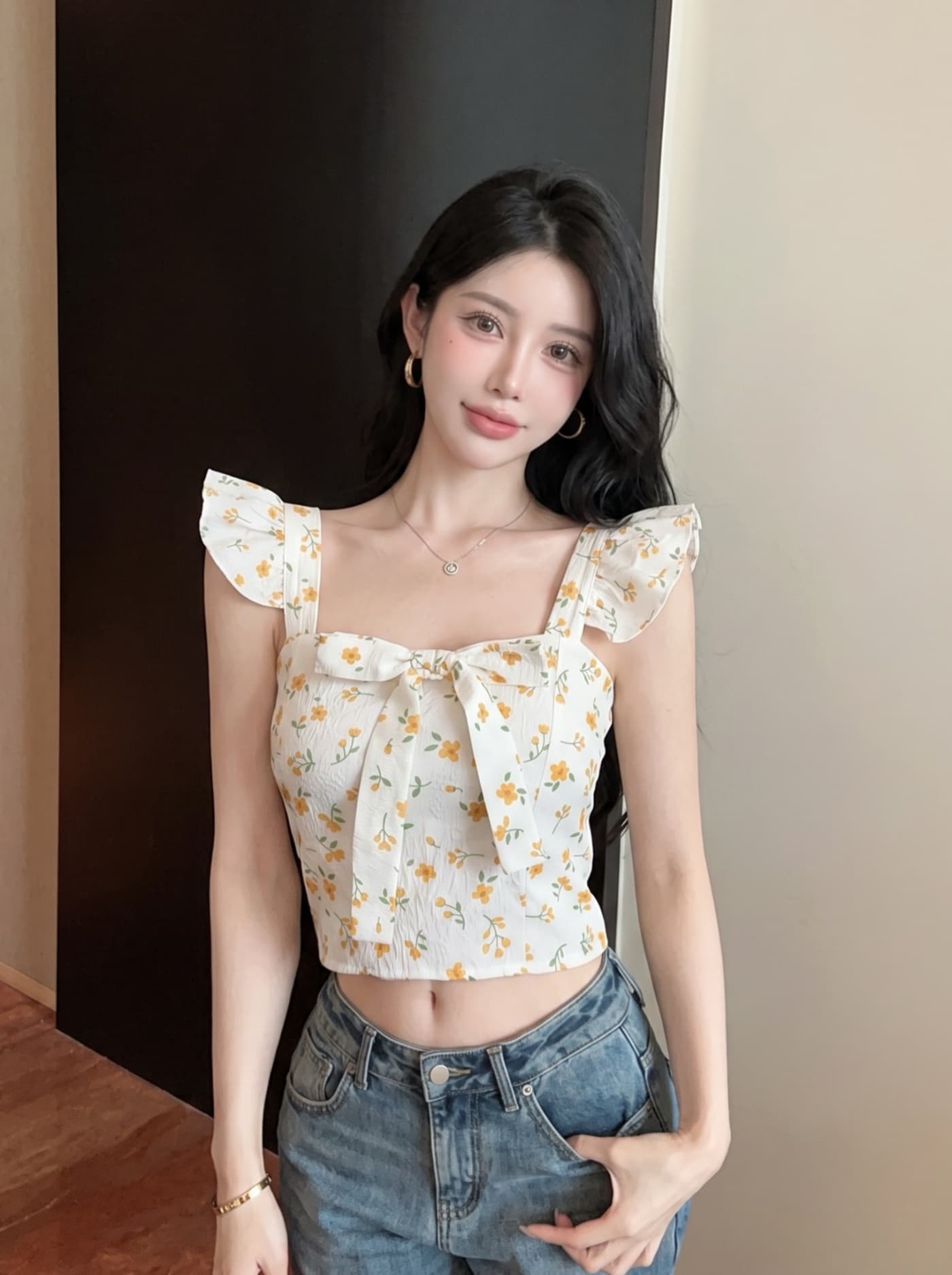 실사 달콤함 행침 목 레이스업 꽃무늬 슬립 작은 대중 Feifei 소매 조끼 여성 외국 가스 쇼트 스타일 벨트 가슴 패드 의류 이미지 4