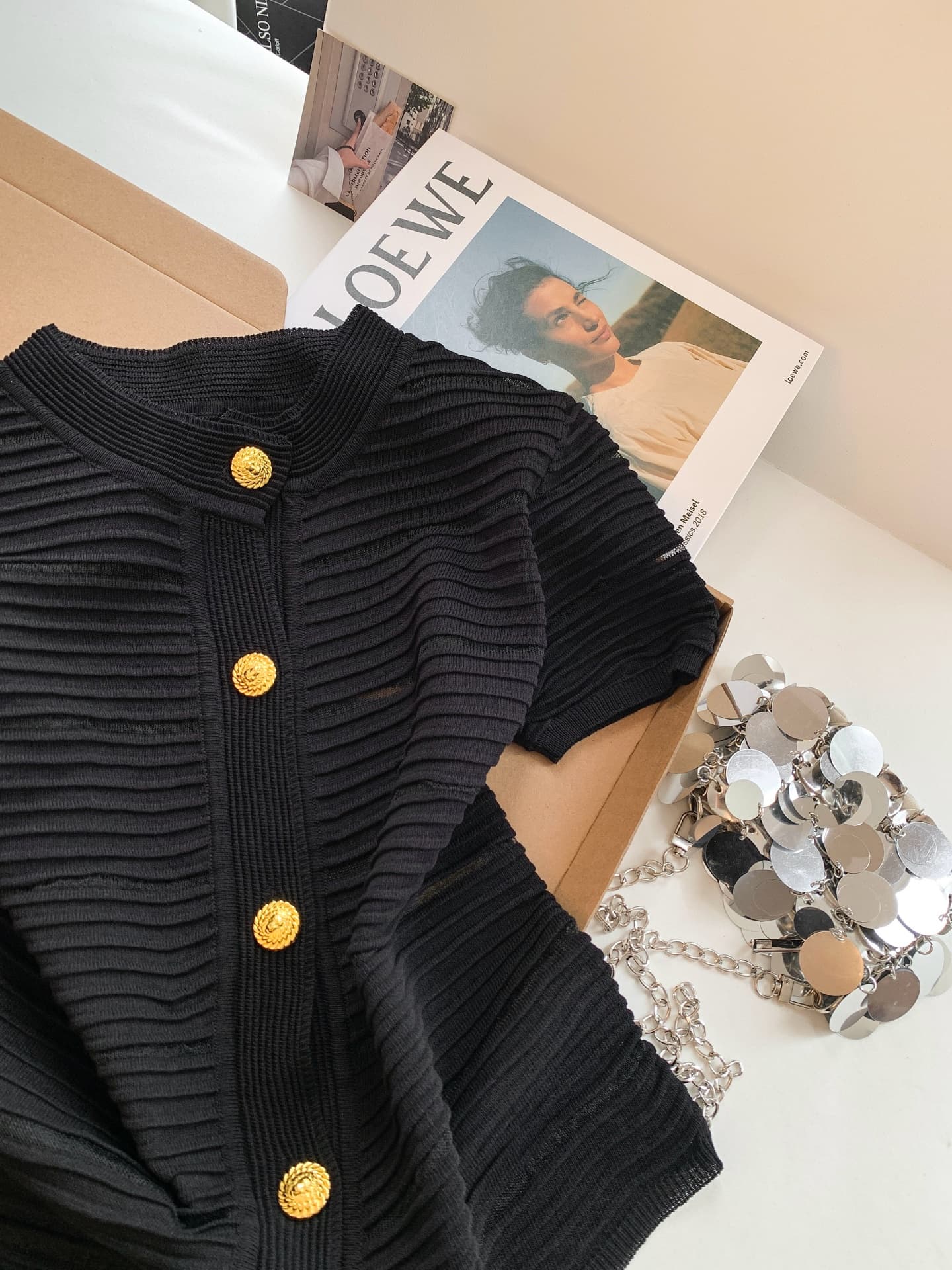 실사 작은 샤넬 스타일 품격 라운드 넥 질감 센스 싱글 줄 버튼 구덩이 곡물 니트 스웨터 여성 여름 몸매 가꾸기 다용도 맨위 상세 이미지 13