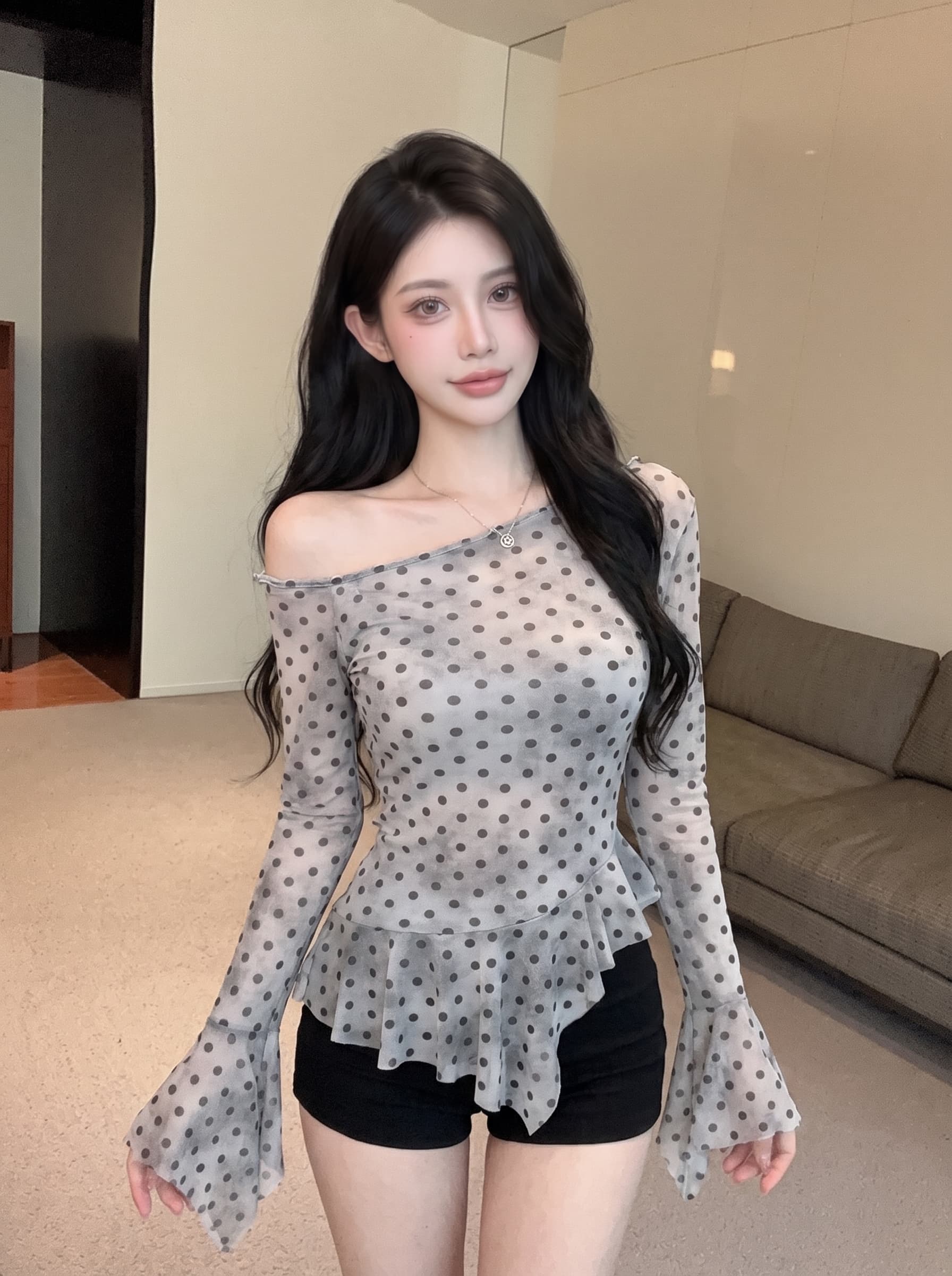 실사 디자인 센스 핫걸 비스듬한 칼라 오프숄더 도트 무늬 프린트 긴팔 시스루 망사 불규칙 티셔츠 맨위 여성 여름 상세 이미지 14