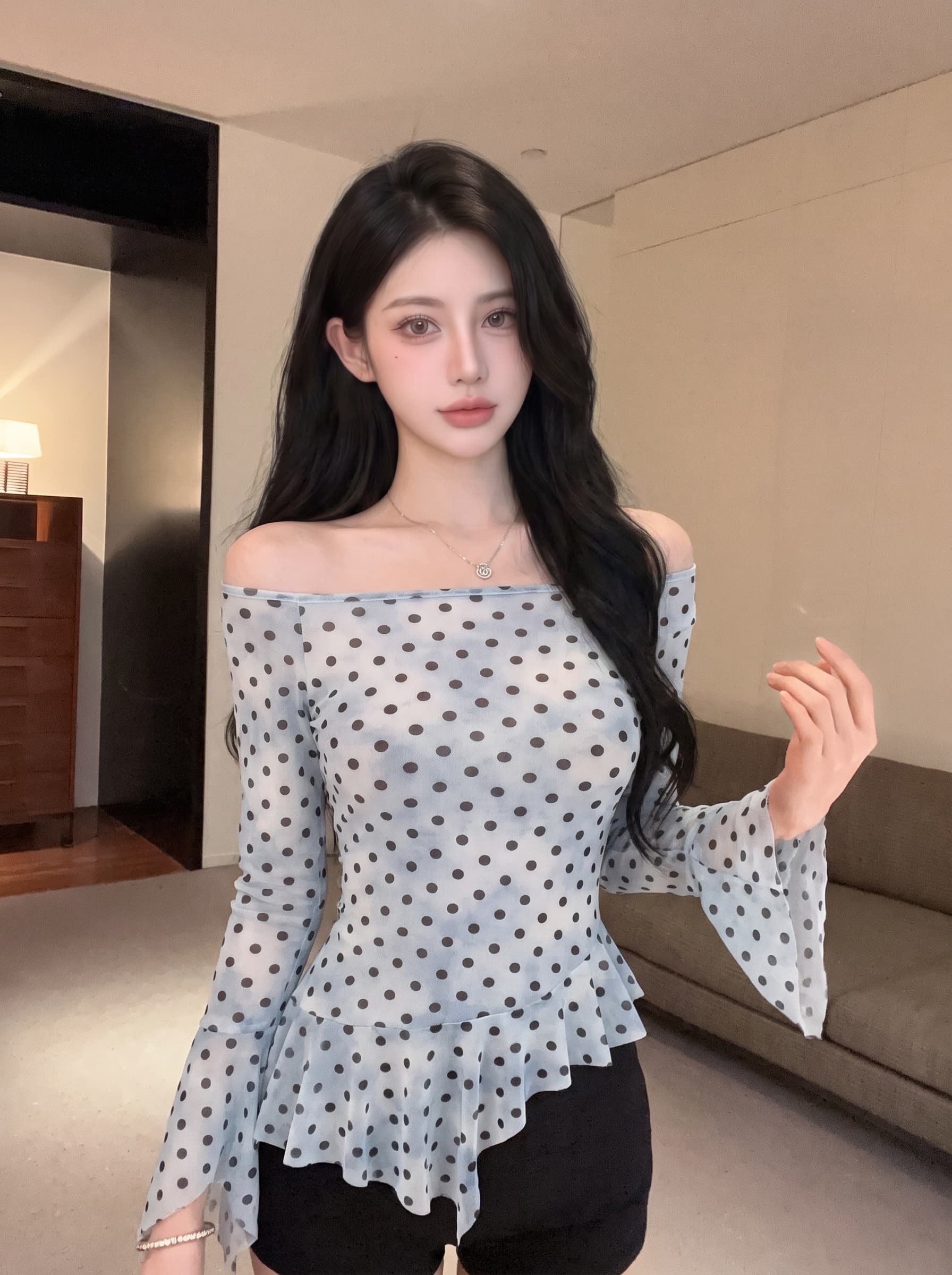 실사 디자인 센스 핫걸 비스듬한 칼라 오프숄더 도트 무늬 프린트 긴팔 시스루 망사 불규칙 티셔츠 맨위 여성 여름 상세 이미지 19
