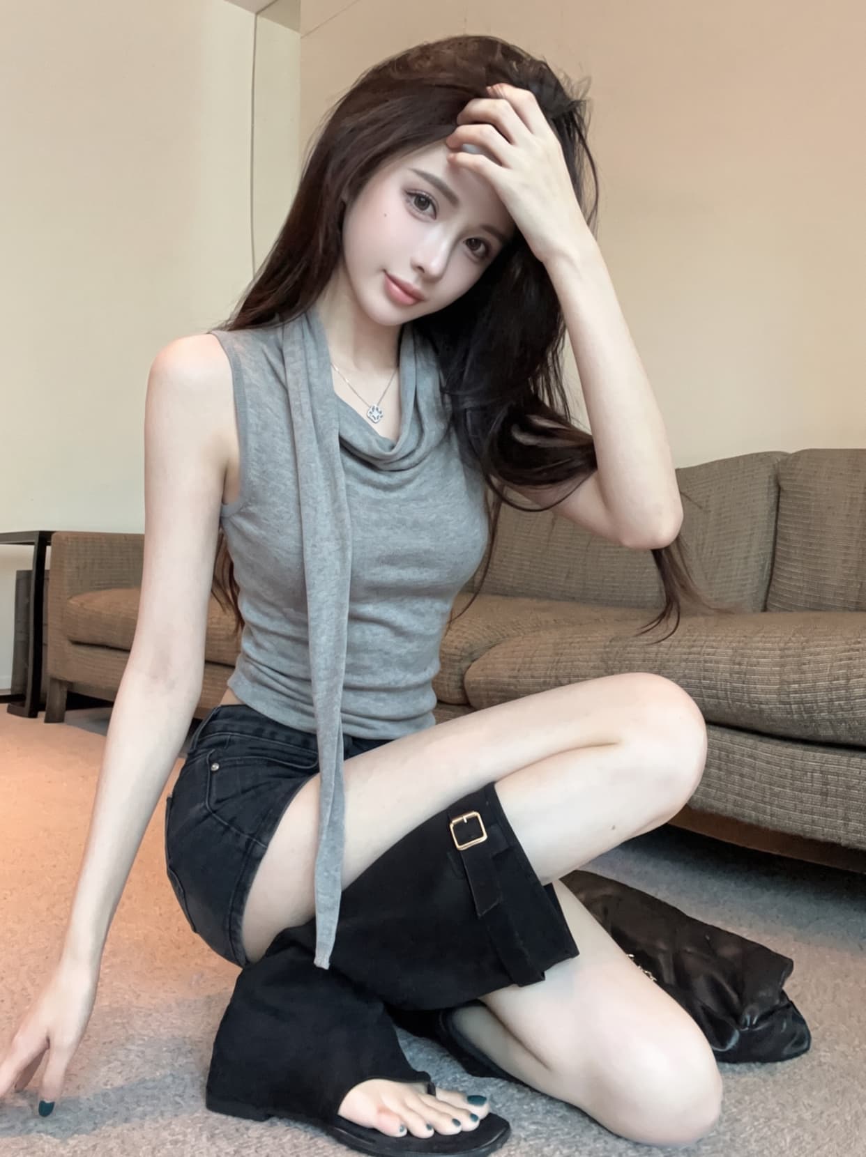 실사 고급 센스 주름 흔들다 칼라 반팔 티셔츠 불규칙 허리 수축 작은 셔츠 여성 여름 민소매 디자인 센스 맨위 상세 이미지 3