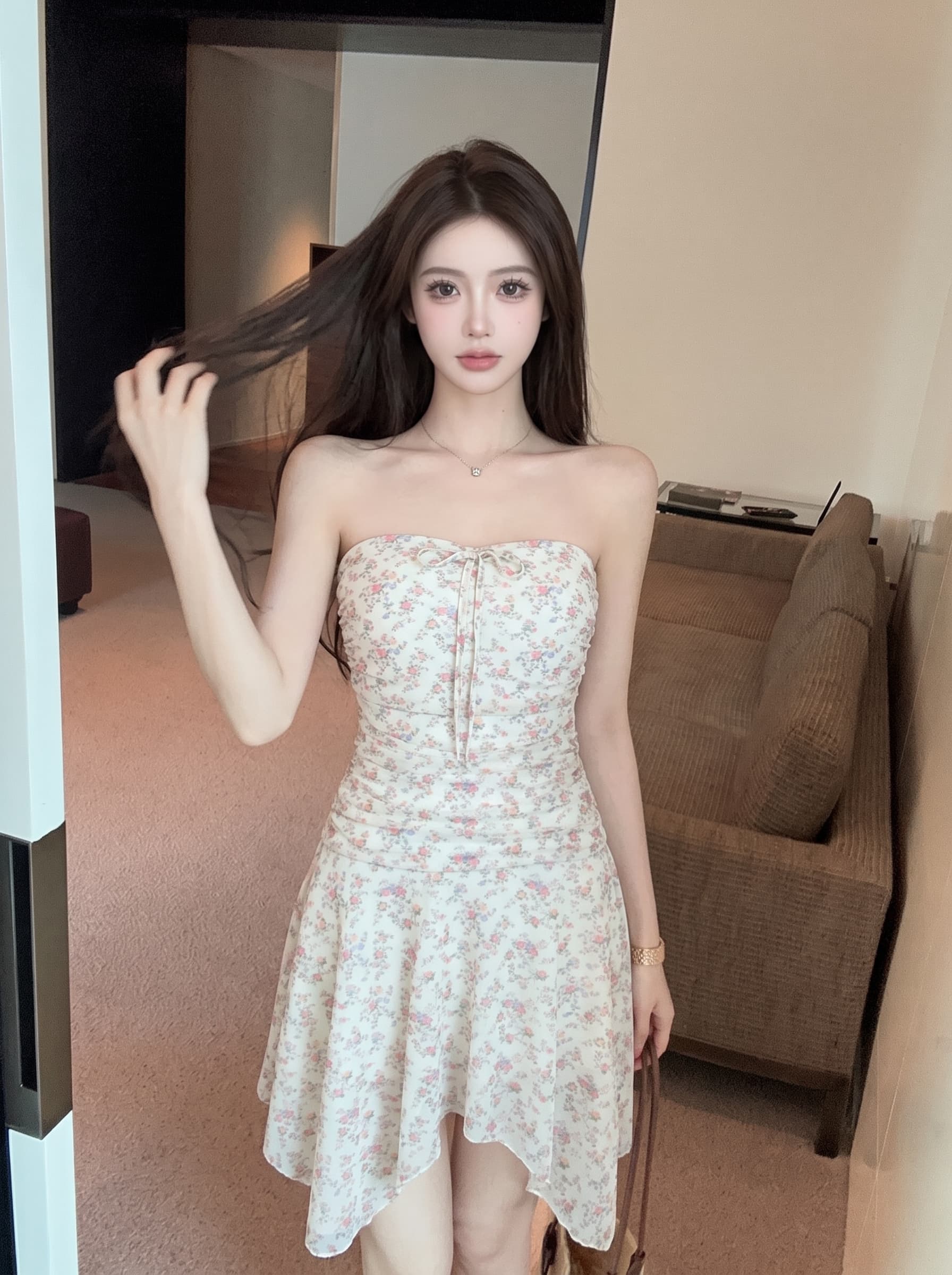 실사 디자인 센스 품격 다용도 튜브탑 꽃무늬 주름 허리 수축 슬림해 보이는 불규칙 여성 여름 드레스 미니 스커트 이미지 4