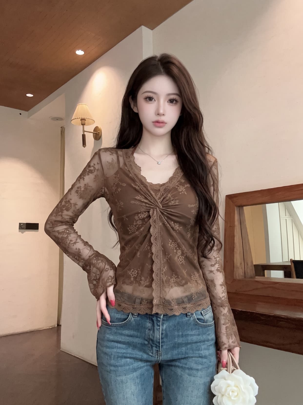 실사 핫걸 순수한 욕망 바람 페이크 레이어드 V넥 비틀림 레이스 셔츠 여성 여름 몸매 가꾸기 슬림해 보이는 고유 한 아름다운 맨위 상세 이미지 8