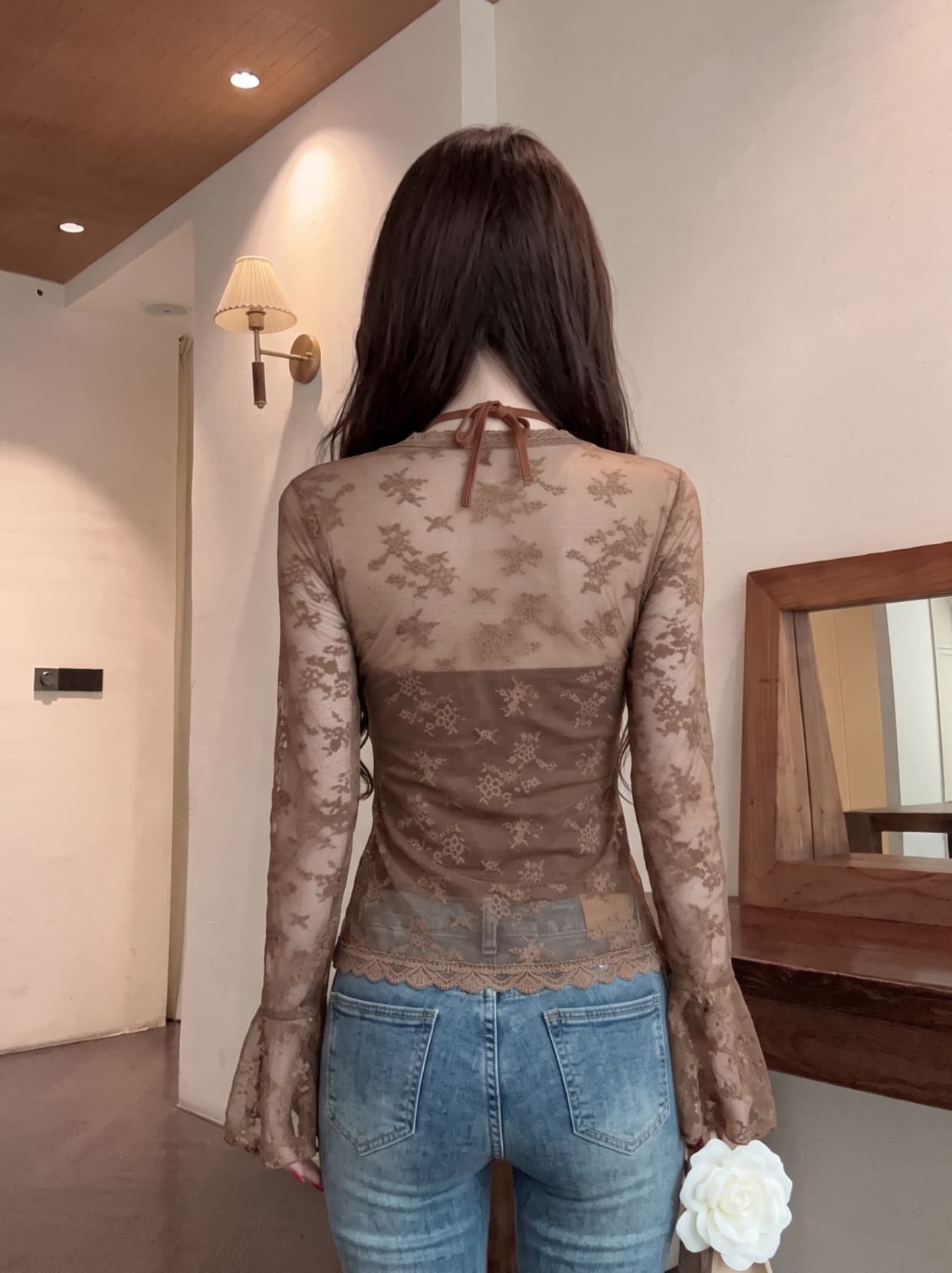 실사 핫걸 순수한 욕망 바람 페이크 레이어드 V넥 비틀림 레이스 셔츠 여성 여름 몸매 가꾸기 슬림해 보이는 고유 한 아름다운 맨위 상세 이미지 11