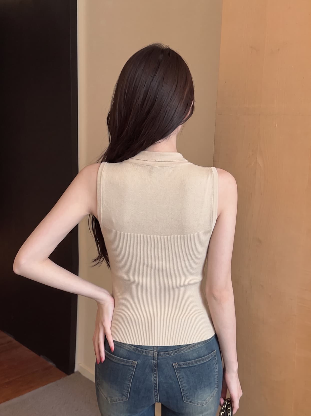 실사 작은 샤넬 스타일 로얄 자매 리본 V넥 민소매 니트 스웨터 여성 여름 몸매 가꾸기 섹시함 핫걸 민소매 맨위 여성 상세 이미지 5