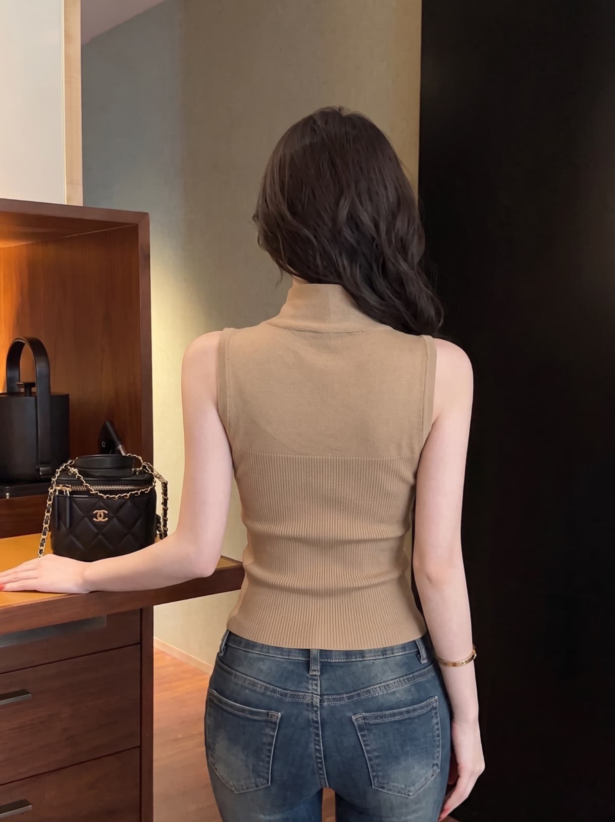 실사 작은 샤넬 스타일 로얄 자매 리본 V넥 민소매 니트 스웨터 여성 여름 몸매 가꾸기 섹시함 핫걸 민소매 맨위 여성 상세 이미지 10