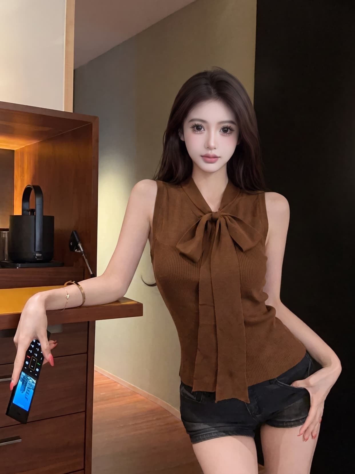 실사 작은 샤넬 스타일 로얄 자매 리본 V넥 민소매 니트 스웨터 여성 여름 몸매 가꾸기 섹시함 핫걸 민소매 맨위 여성 상세 이미지 12