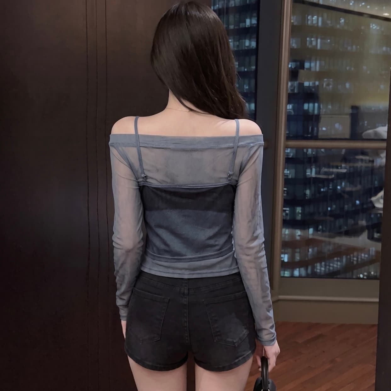 실사 디자인 센스 페이크 레이어드 패치워크 핫픽스 하프 ~을 통해 망사 티셔츠 여성 오프숄더 몸매 가꾸기 슬림해 보이는 긴팔 맨위 이미지 5