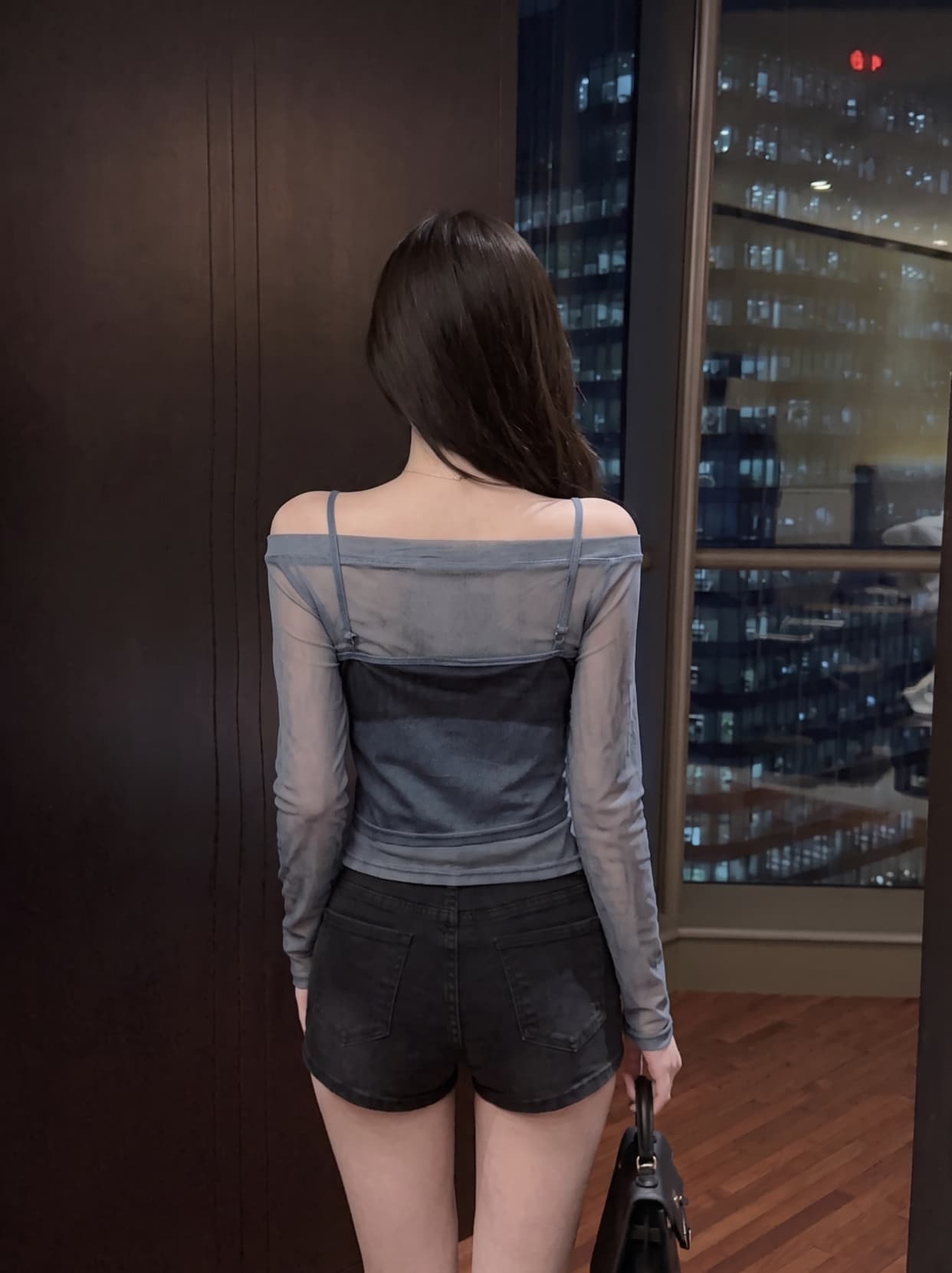 실사 디자인 센스 페이크 레이어드 패치워크 핫픽스 하프 ~을 통해 망사 티셔츠 여성 오프숄더 몸매 가꾸기 슬림해 보이는 긴팔 맨위 상세 이미지 18
