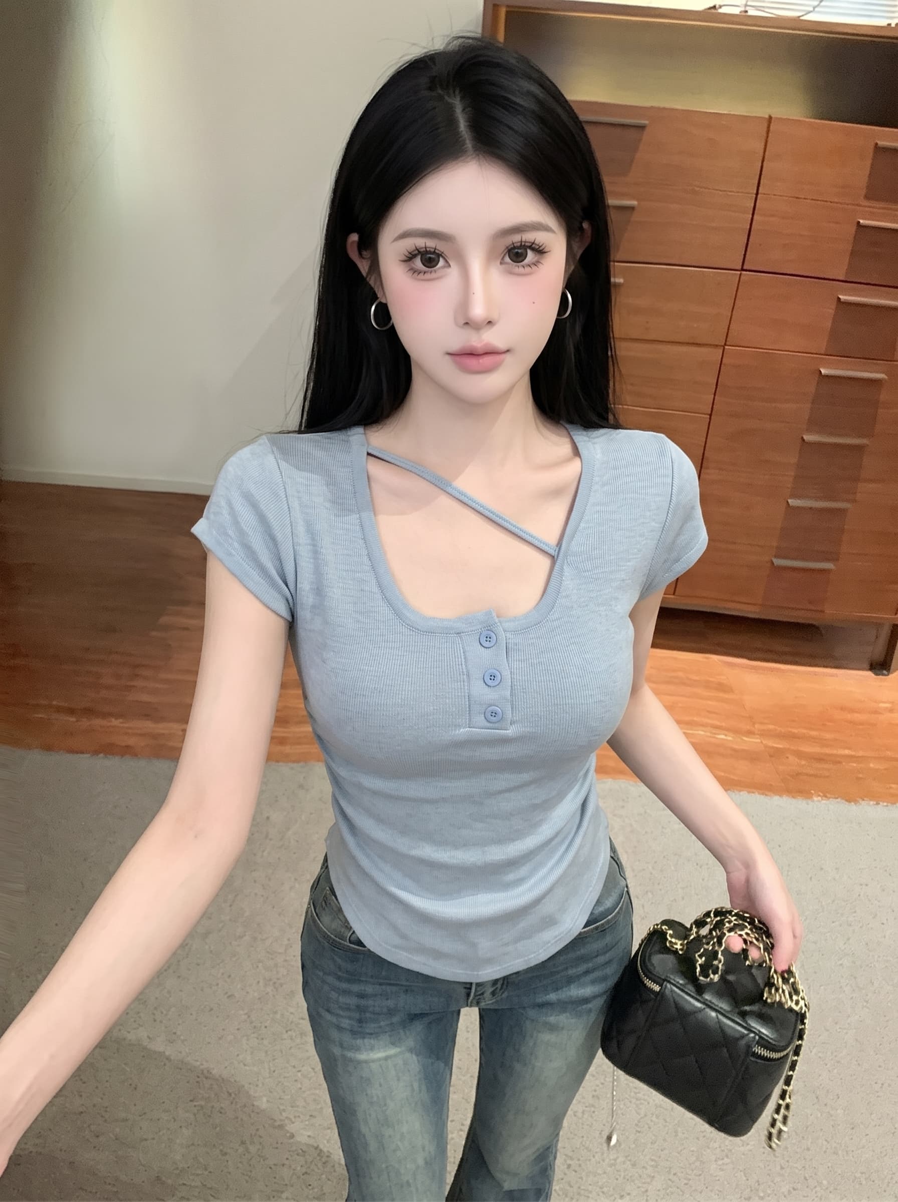 실사 u 칼라 쇄골 민소매 주름 티셔츠 여성 여름 디자인 센스 작은 대중 허리 수축 몸매 가꾸기 쇼트 스타일 니트 스웨터 맨위 상세 이미지 7
