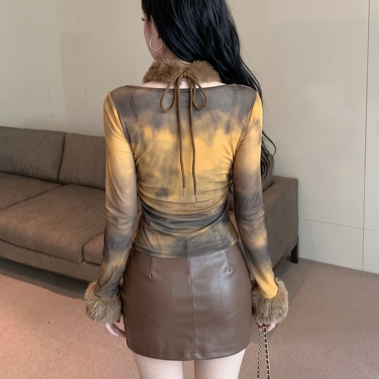 실사 품격 명문 여성 경기 플리스 목도리 긴팔 티셔츠 핫걸 단층 시스루 망사 광장 칼라 쇼트 스타일 맨위 이미지 6