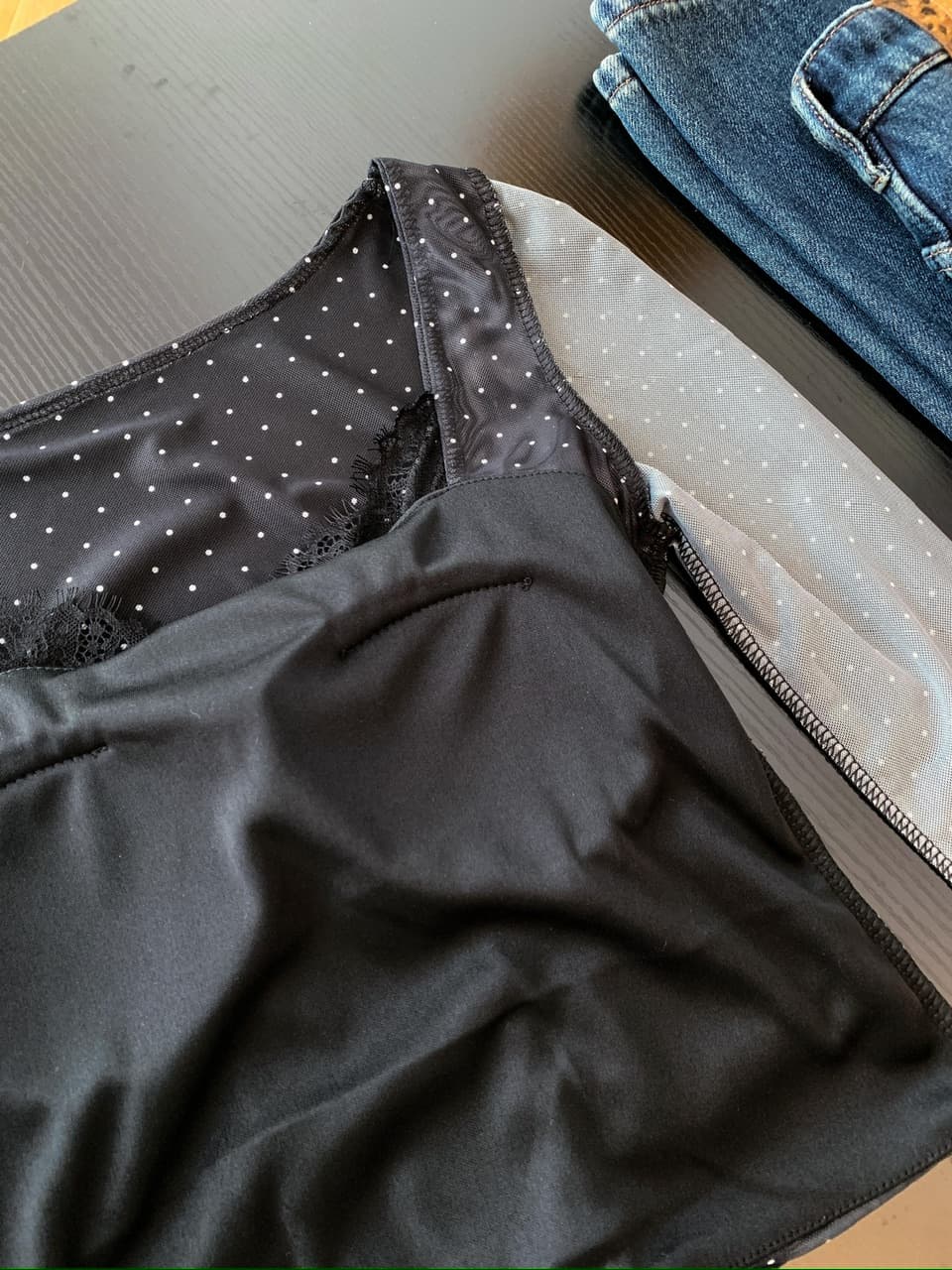 실사 순수한 욕망 레이스 섹시함 도트 무늬 스트랩 긴팔 여성 가을 디자인 센스 Chic 아름다운 쇼트 스타일 맨위 일반 상세 이미지 27
