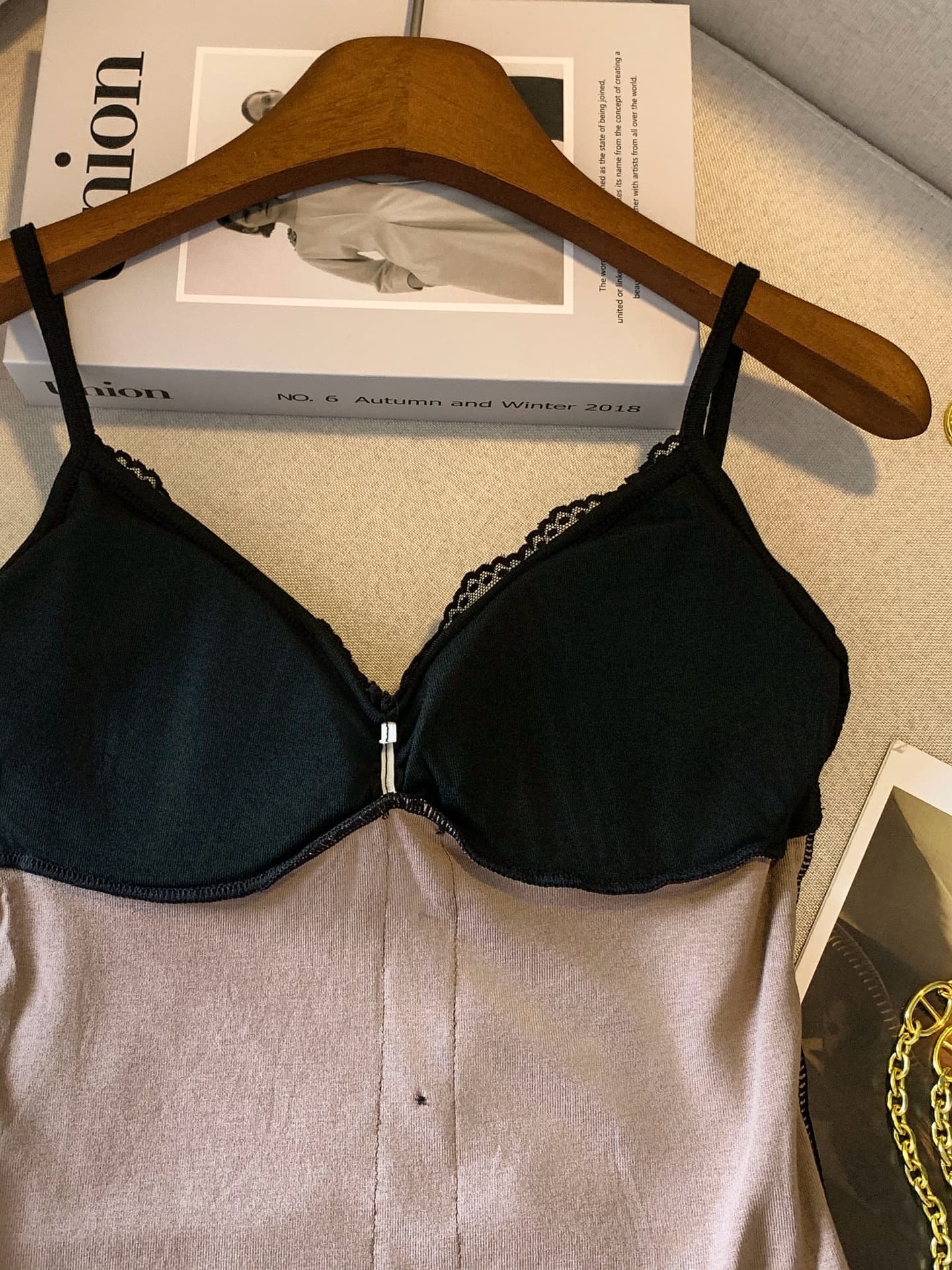 실사 순수한 욕망 바람 V넥 레이스 레이스 패치워크 캐미솔 여름 새로운 몸매 가꾸기 고정 벨트 가슴 패드 의류 상세 이미지 18