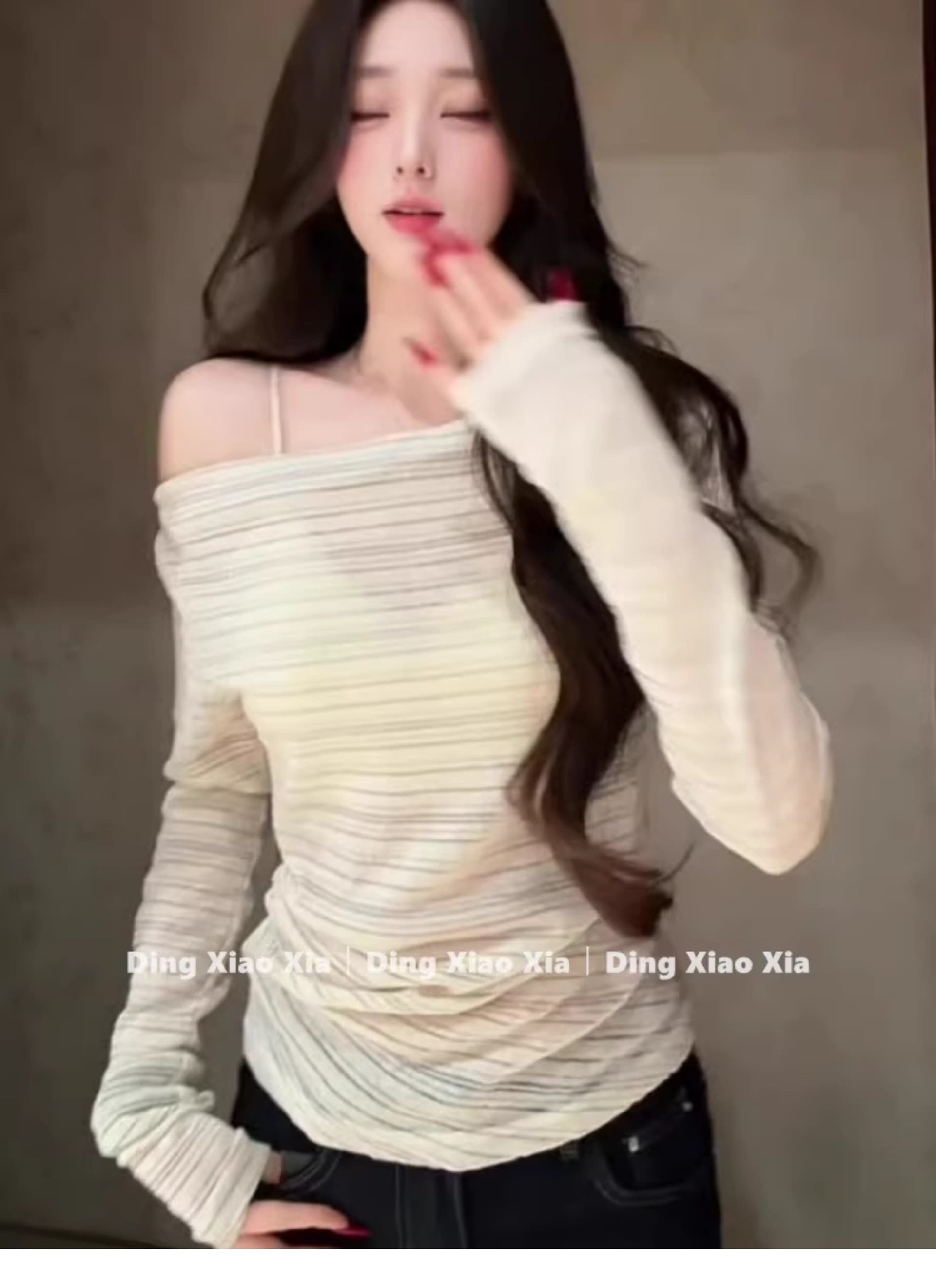 원본 원단 여름 새로운 한 부서 비스듬한 어깨 스트라이프 긴팔 티셔츠 여성 느긋한 바람 루즈핏 다용도 맨위 상세 이미지 3