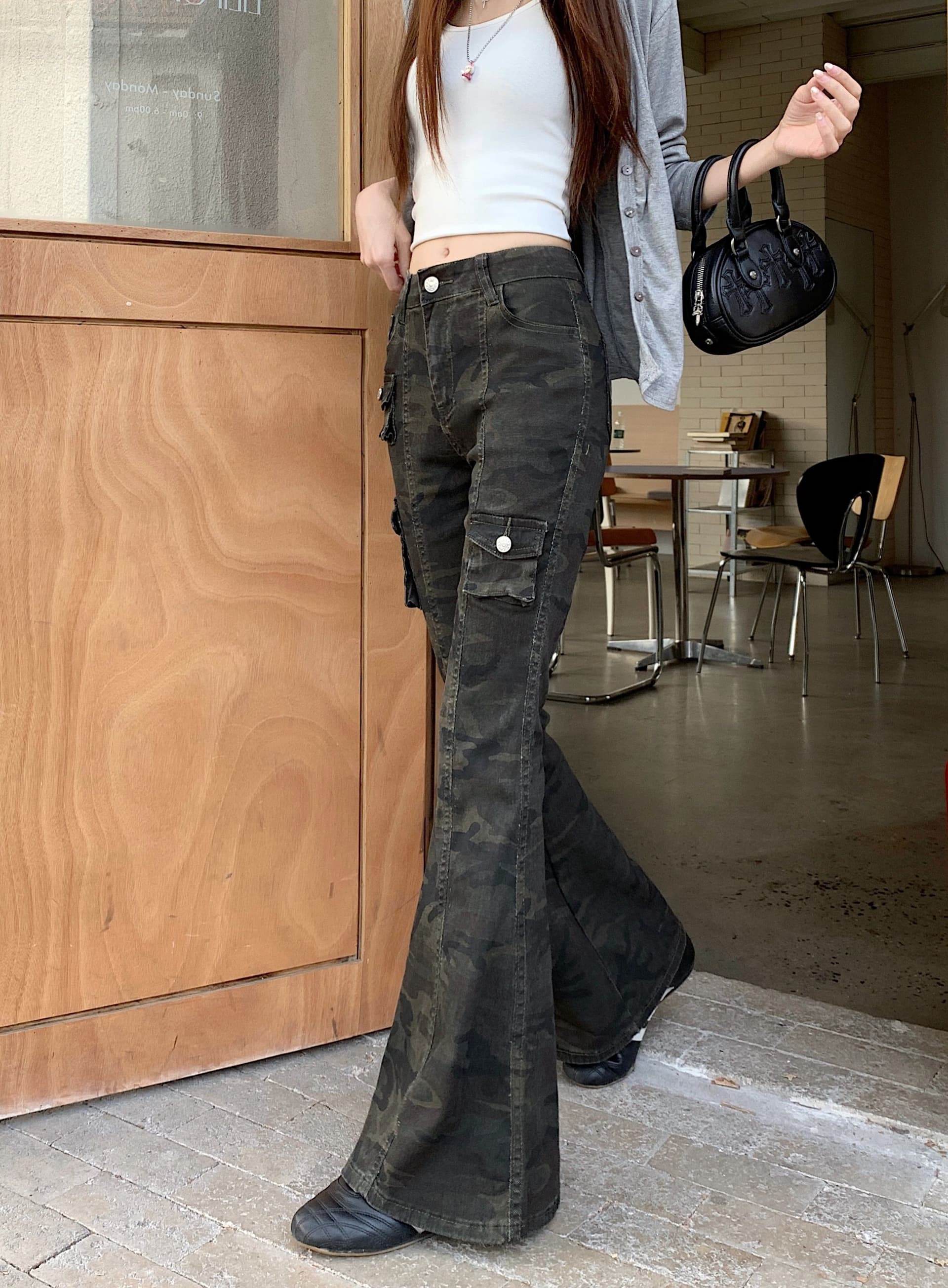 아메리칸 레트로 카모플라주 마이크로 나팔 청바지 여성 봄 핫걸 디자인 센스 몸매 가꾸기 슬림해 보이는 롱 바지 상세 이미지 5
