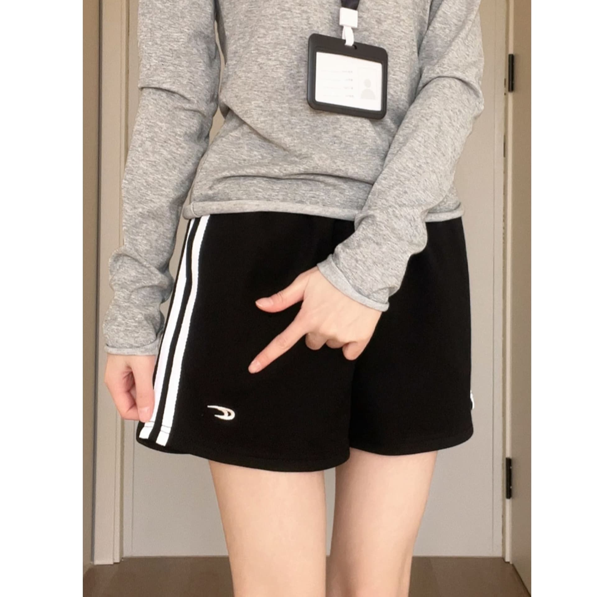 빅 사이즈 두 바 스트라이프 운동 반바지 여성 지방 mm 여름 하이웨이스트 슬림해 보이는 캐주얼 루즈핏 한 마디 3 점 웨이 바지 이미지 2