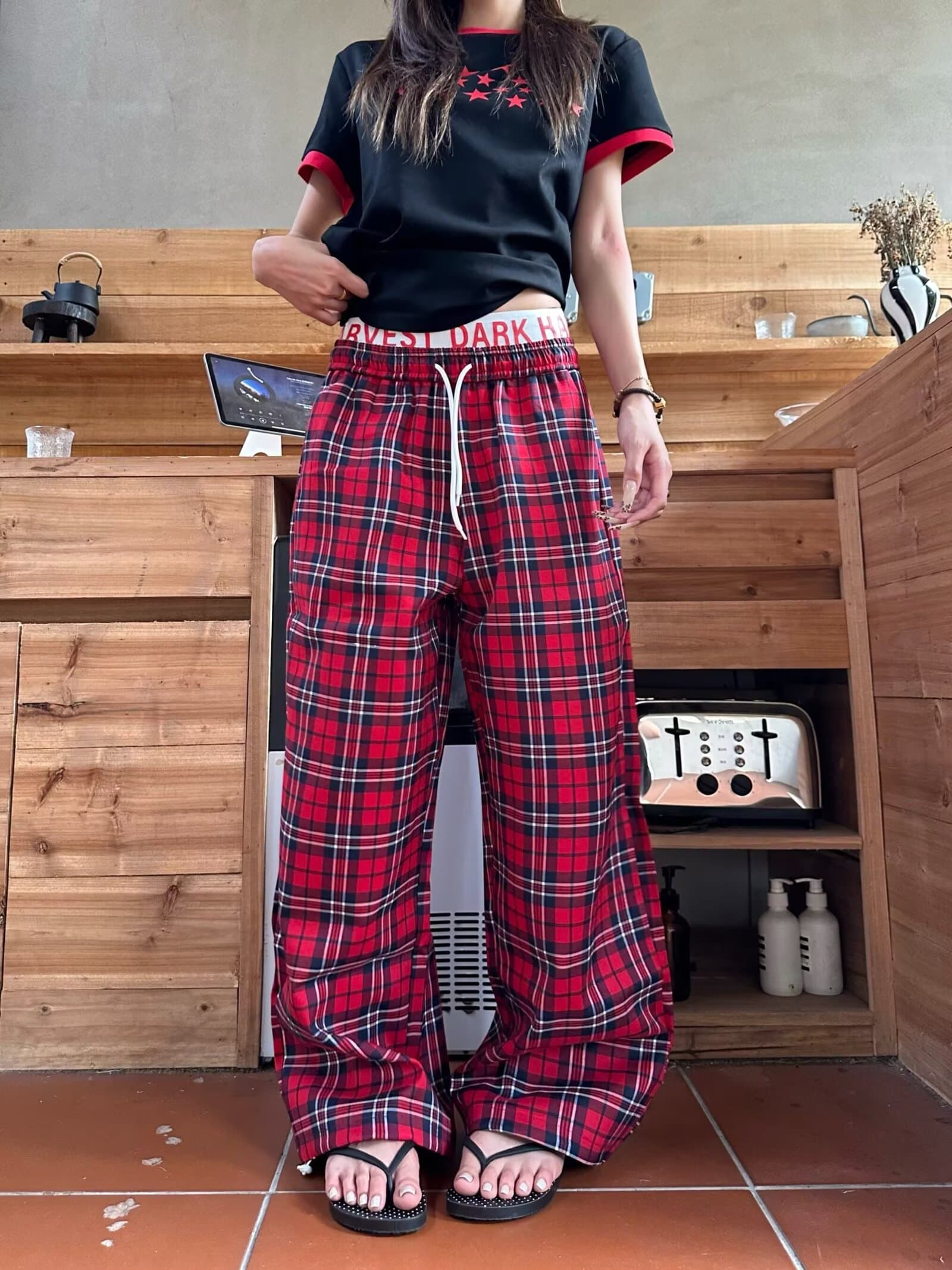 빨간색 체크무늬 펌프 로프 와이드 레그 팬츠 봄 가을 캐주얼 바지 아메리칸 느긋한 루즈핏 슬림해 보이는 하이웨이스트 스트레이트 긴 바지 상세 이미지 11