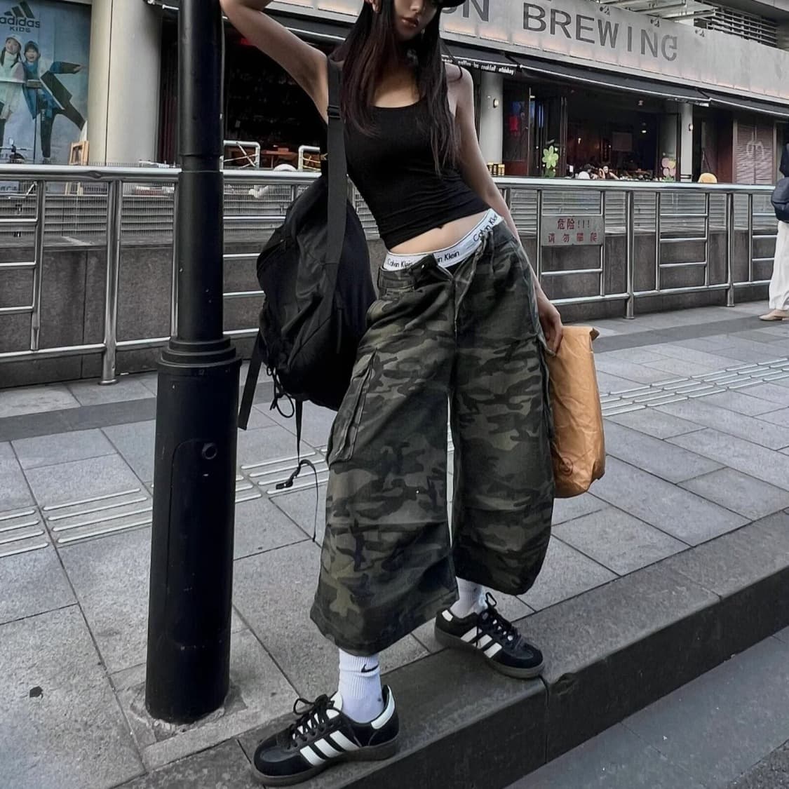 2026 여름 아메리칸 레트로 빅 포켓 카모플라주 워크웨어 7부 바지 남녀 트렌드 ins 악당 잘 생긴 캐주얼 반바지 이미지 2