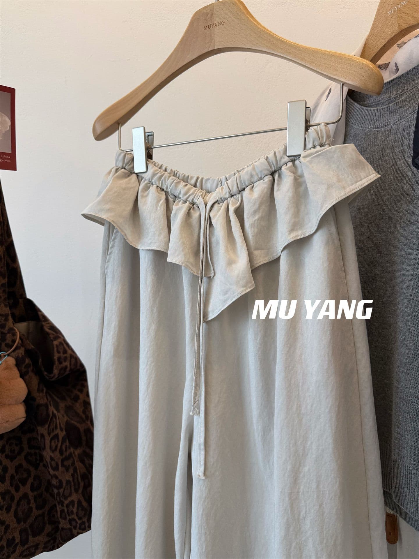 원본 원단 특별 빅 사이즈 300 근 얇은 스타일 작은 치마 모통이 칼 바지 여성 루즈핏 펌프 로프 캐주얼 바지 상세 이미지 2