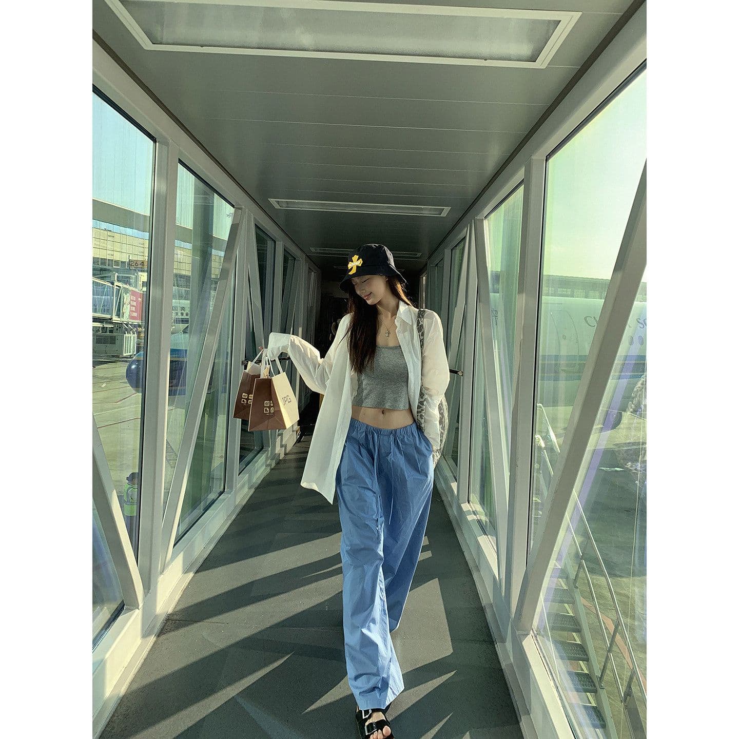 좋은 품질 항저우 목화 패브릭 있음 펌프 로프 톰 글 래 원인 블루 넓은 다리 캐주얼 바지 여성 여름 바닥 청소 바지 긴 바지 이미지 3