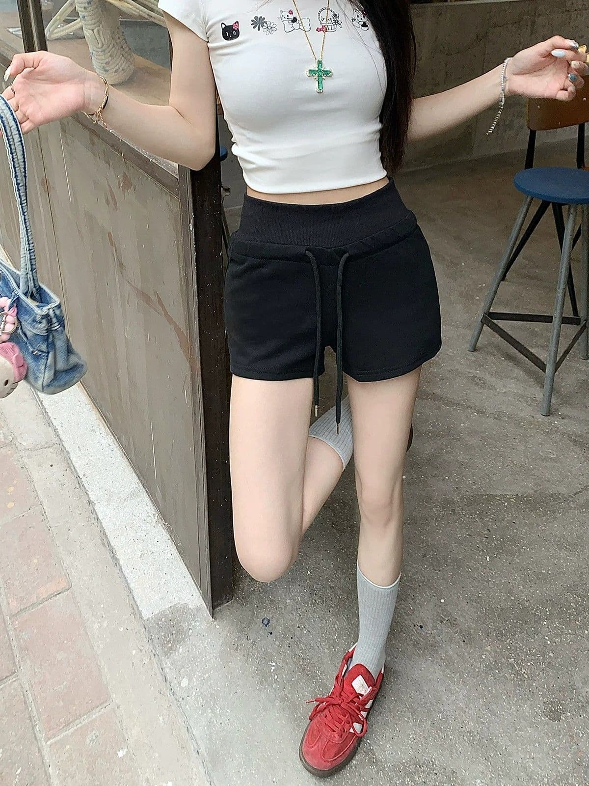 허리밴드 펌프 로프 슬림해 보이는 핫 바지 여름 새로운 캐주얼 바지 하이웨이스트 주머니 반바지 여성 트렌디 상세 이미지 9