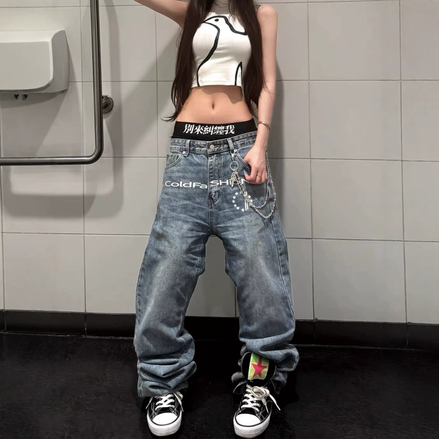 아메리칸 레트로 워싱 마 오래된 알파벳 프린트 부츠컷 청바지 여성 거리 루즈핏 슬림해 보이는 가을 센스 넓은 다리 길이 바지