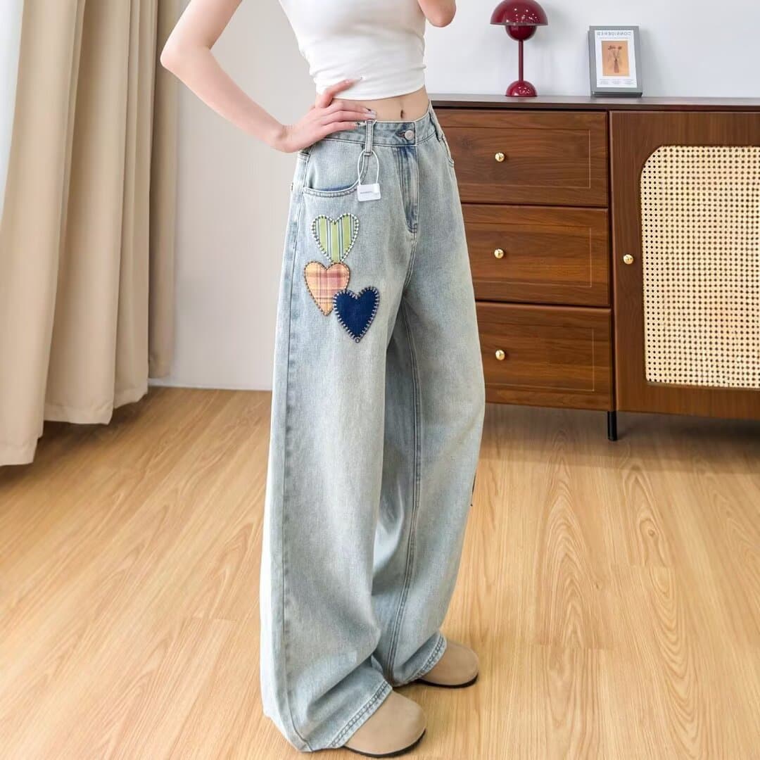 빅 사이즈 지방 mm 아메리칸 레트로 디자인 센스 하트 패치 청바지 여성 2026 봄 자수 넓은 다리 바닥 청소 긴 바지 상세 이미지 9