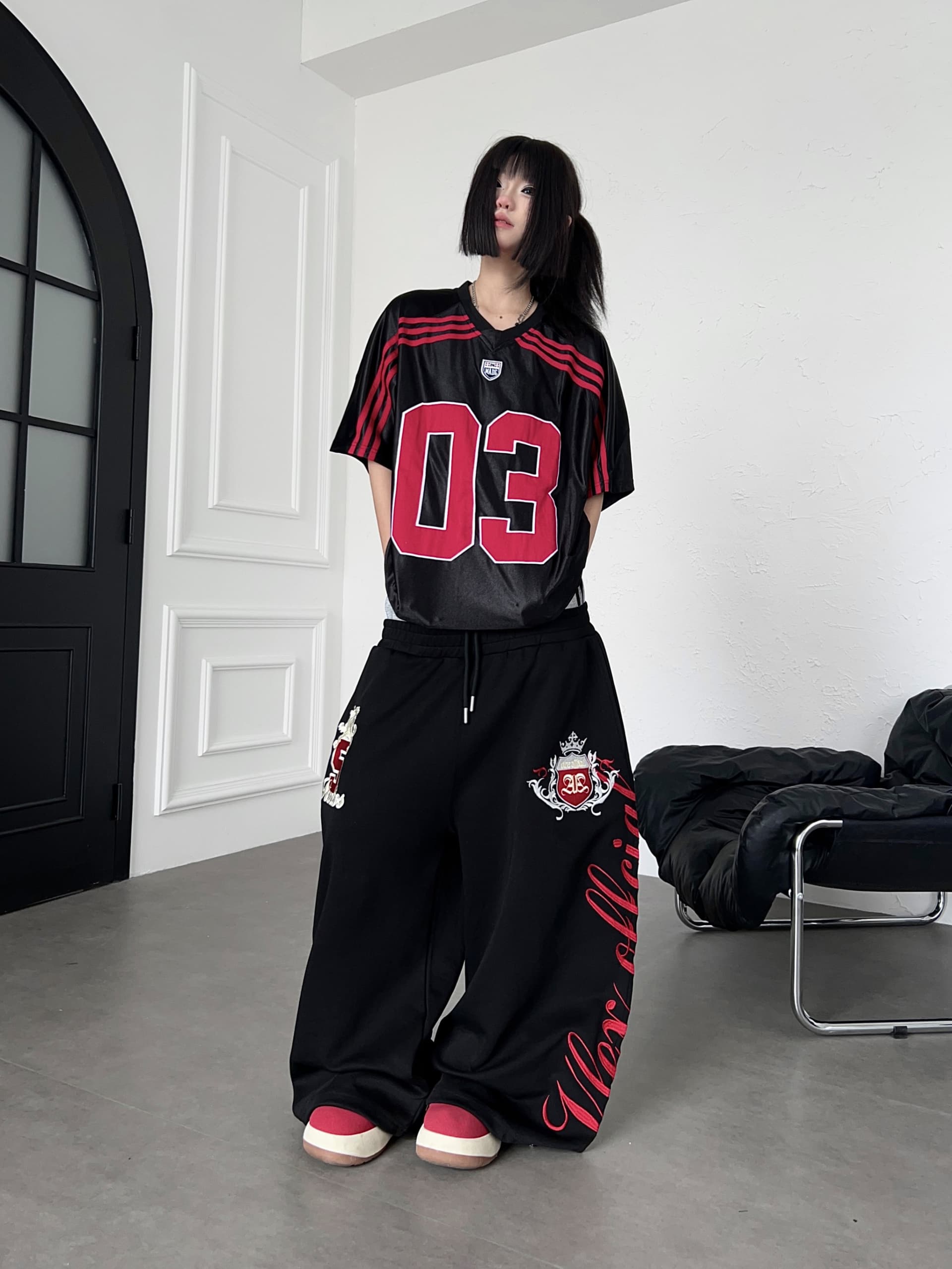 아메리칸 거리 배색 더블 머리 허리 자수 휘장 웨이 바지 루즈핏 넓은 다리 캐주얼 긴 바지 상세 이미지 15