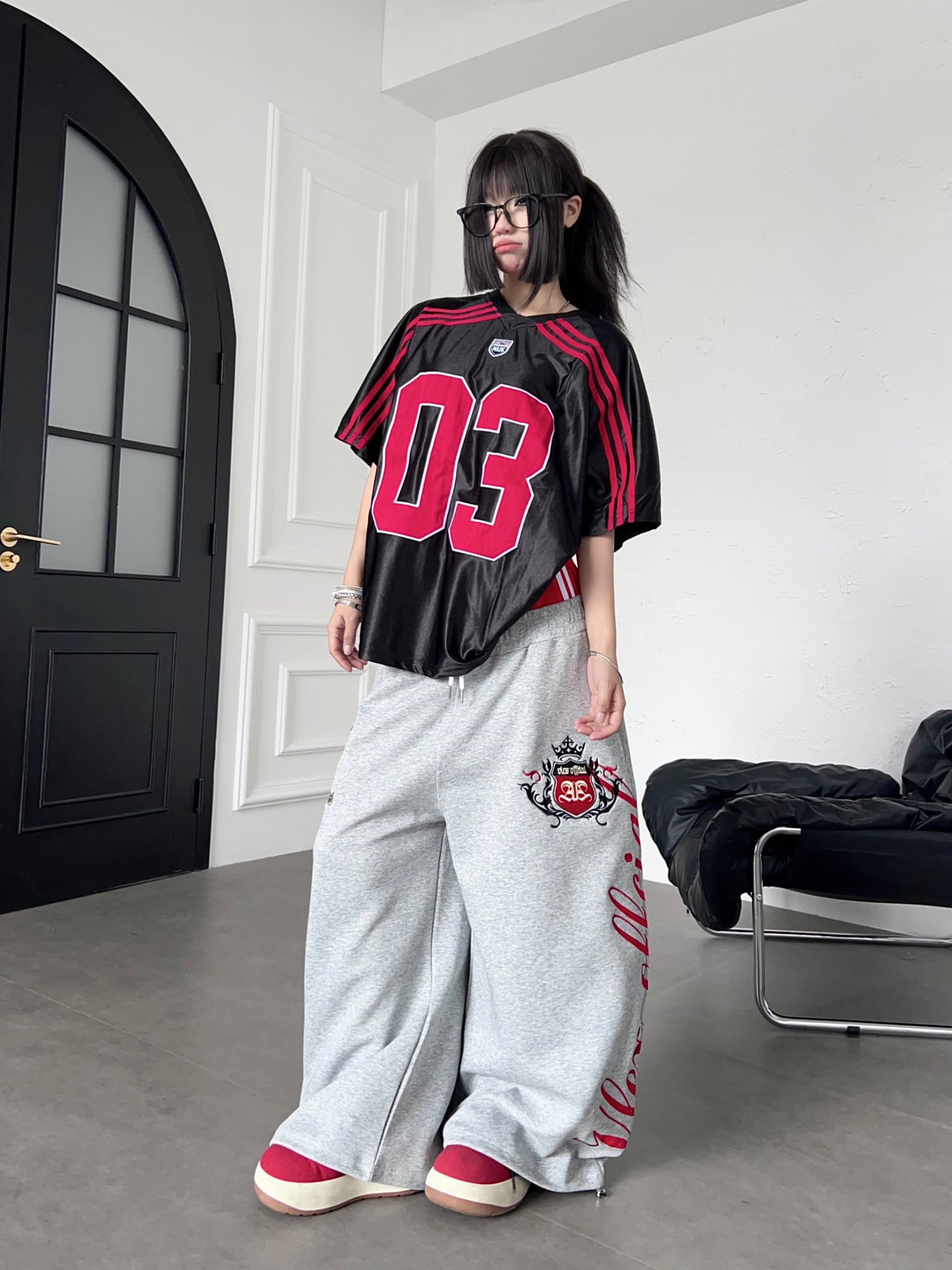 아메리칸 거리 배색 더블 머리 허리 자수 휘장 웨이 바지 루즈핏 넓은 다리 캐주얼 긴 바지 상세 이미지 27