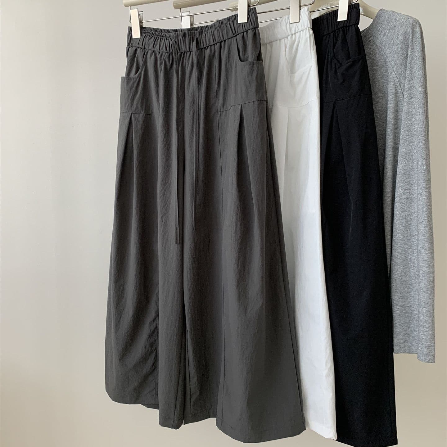 허리밴드 디자인 센스 펌프 Pleat 와이드 레깅스 바지 여름 새로운 한 부서 패션 느긋한 느슨함 속도 건조한 9 포인트 캐주얼 바지