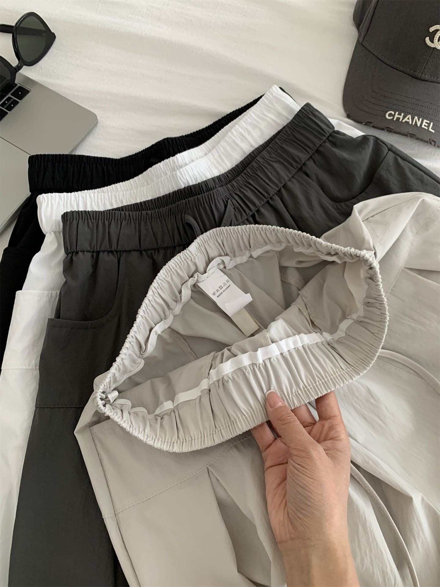 허리밴드 디자인 센스 펌프 Pleat 와이드 레깅스 바지 여름 새로운 한 부서 패션 느긋한 느슨함 속도 건조한 9 포인트 캐주얼 바지 상세 이미지 17