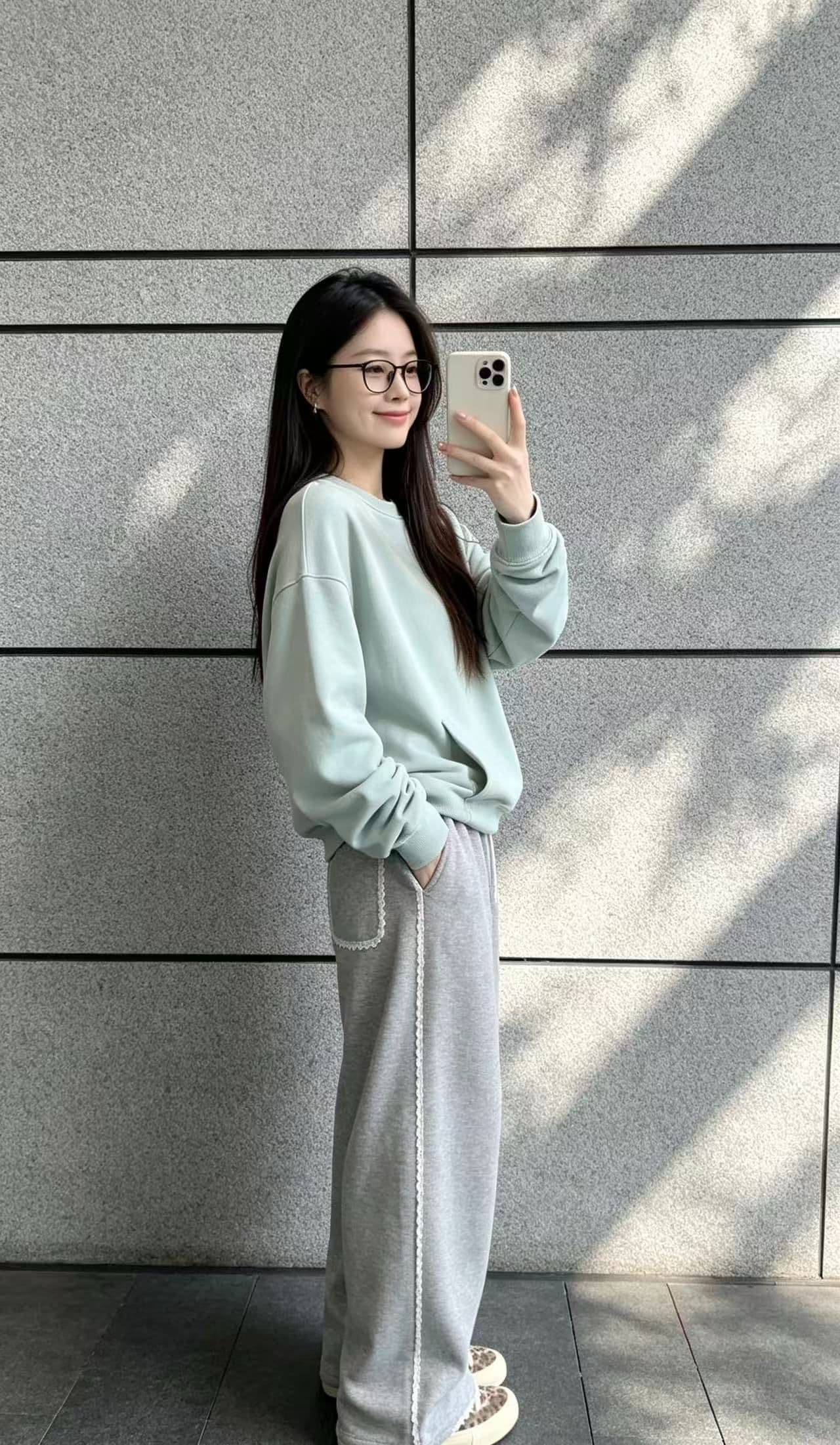 2026 새로운 레이스 조각 와이드 레그 팬츠 운동 바지 여성 새로운 봄 캐주얼 아메리칸 스트레이트 웨이 바지 바닥 청소 바지 상세 이미지 1