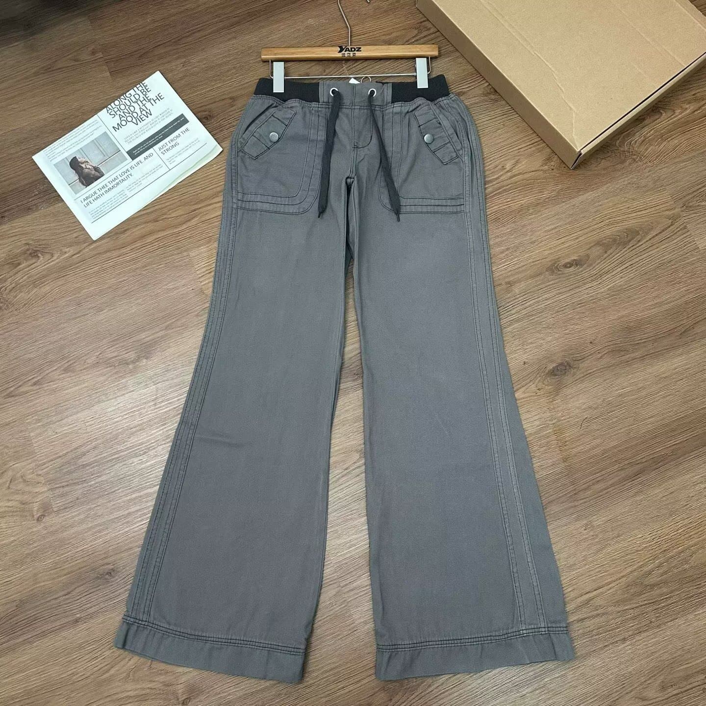 shawne 25ss 한국 작은 대중 개성 디자인 센스 라운드 넥 몸매 가꾸기 반팔 tee 워크웨어 팬츠 상세 이미지 7