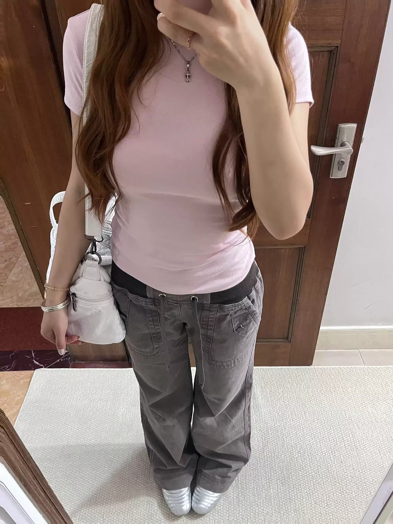 shawne 25ss 한국 작은 대중 개성 디자인 센스 라운드 넥 몸매 가꾸기 반팔 tee 워크웨어 팬츠 상세 이미지 37