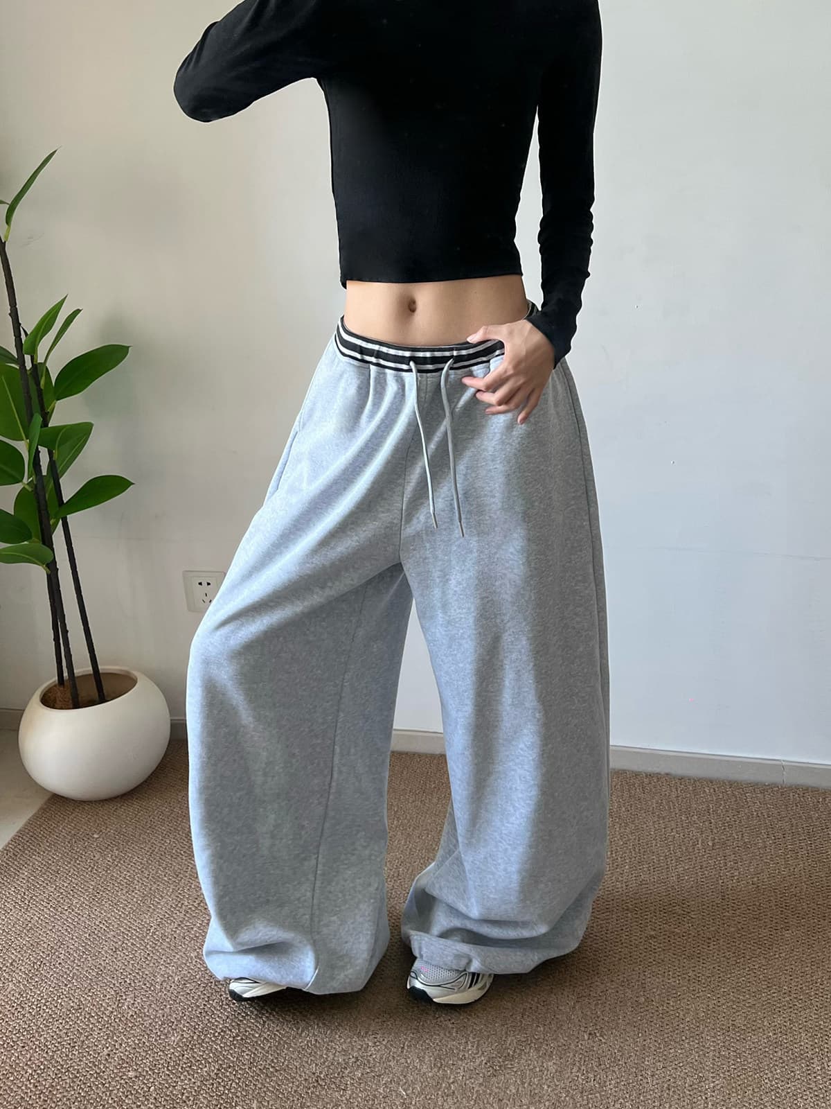 기초 캐주얼 바람 복합 면 밴딩 스트라이프 리브 허리 루즈핏 펌프 로프 운동 바닥 청소 웨이 바지 여성 상세 이미지 14