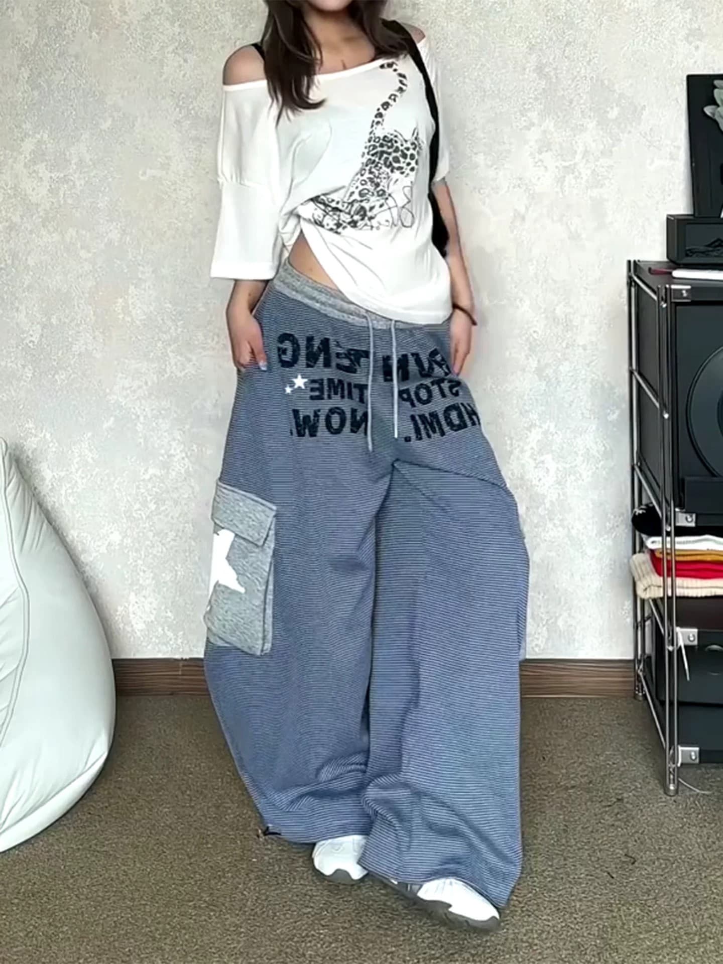 아메리칸 레트로 스타일 알파벳 프린트 스트라이프 웨이 바지 여성 루즈핏 넓은 다리 펌프 로프 캐주얼 바지 재즈 스트리트 댄스 운동 바지 이미지 4
