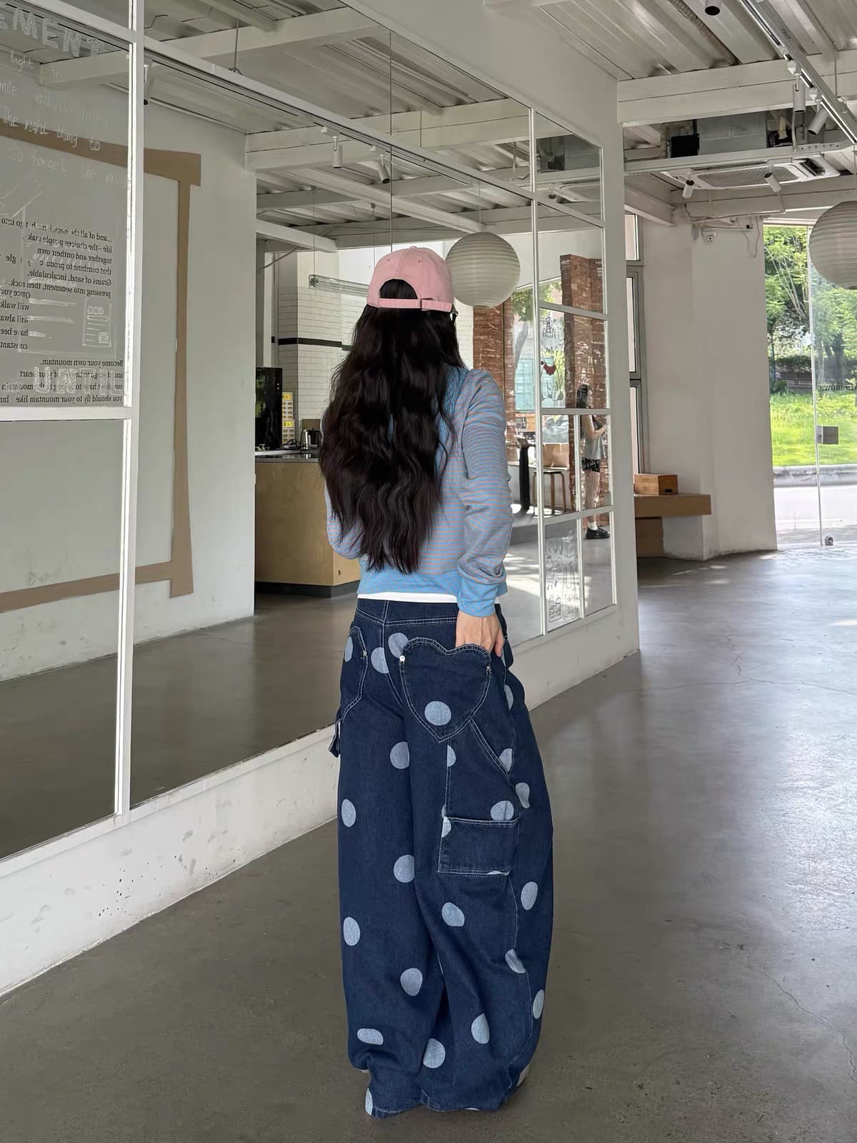 아메리칸 레트로 루즈핏 도트 무늬 하트 기타 주머니 청바지 여성 넓은 다리 바닥 청소 작은 대중 디자인 센스 긴 바지 이미지 4