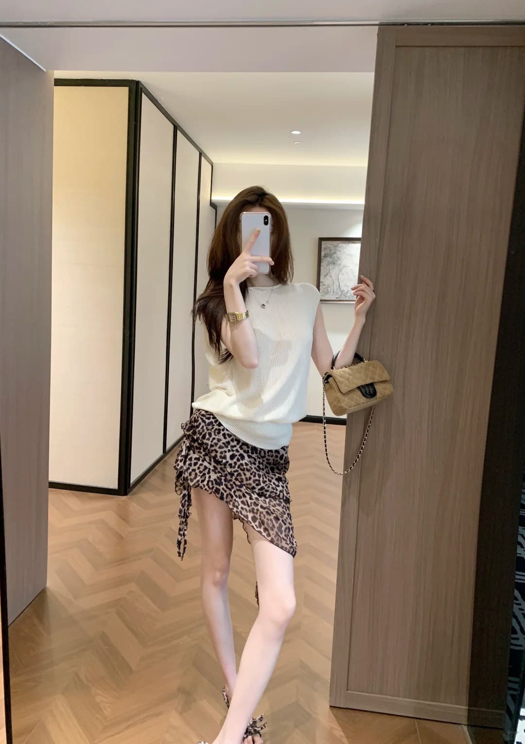 올해 여름 새로운 고급 섹시함 레오파드 무늬 반신 스커트 디자인 센스 불규칙 한 마디 케이크 미니 스커트 여성 트렌디 상세 이미지 1