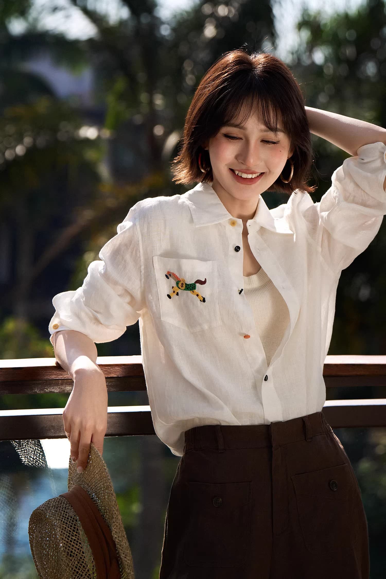 아름 다운 ~ 중 것들 오래된 돈 바람 아마 셔츠 무지개 싱글 줄 버튼 작은 말 주머니 자수 셔츠 여성 2026 가을 새로운 상세 이미지 4