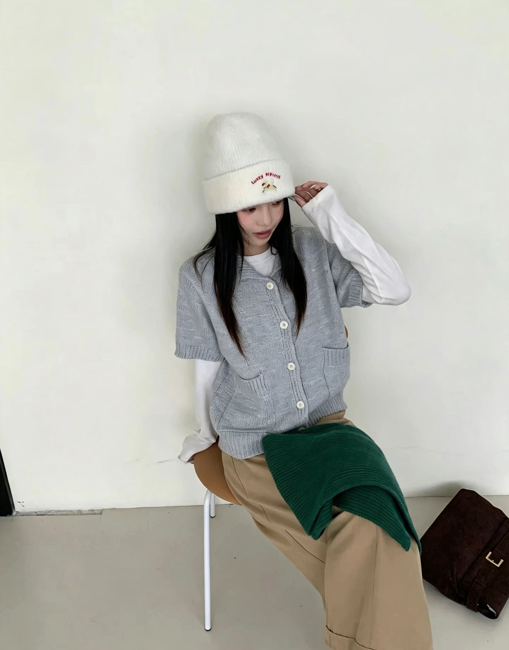 한 부서 부드러운 POLO 칼라 반팔 니트 오픈 가디건 여성 가을 더블 주머니 단색 스웨터 베스트 스택 착용 맨위 상세 이미지 4