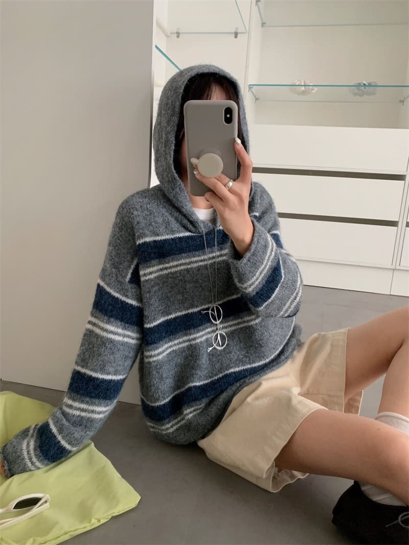 한 부서 느긋한 바람 루즈핏 후드 배색 와이드 스트라이프 니트 오픈 가디건 여성 가을 겨울 부드러운 찹쌀 다용도 스웨터 코트 상세 이미지 9