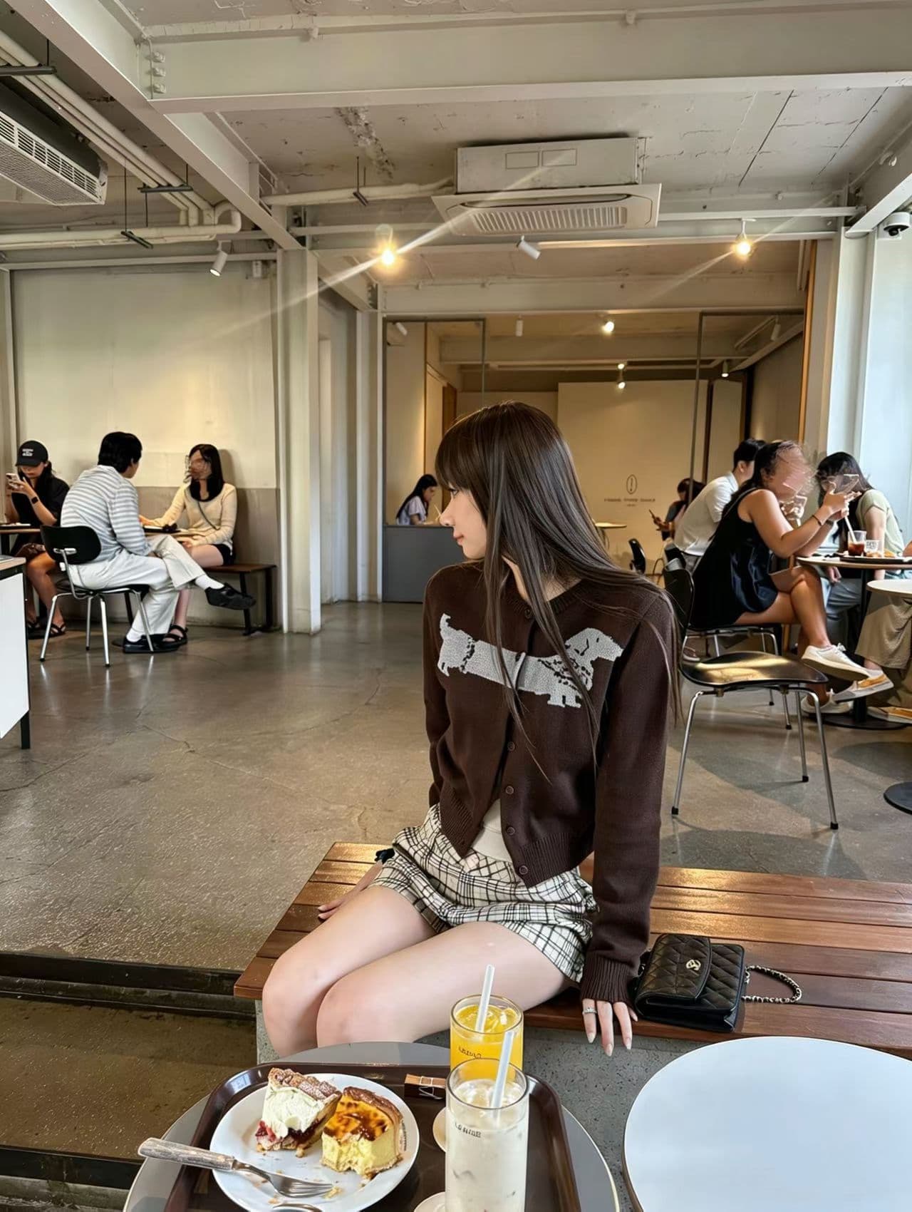 가을 한 부서 레트로 연령 감소 닥스 훈트 자카드 라운드 넥 니트 오픈 가디건 여성 배색 슬림해 보이는 긴팔 스웨터 코트 상세 이미지 1