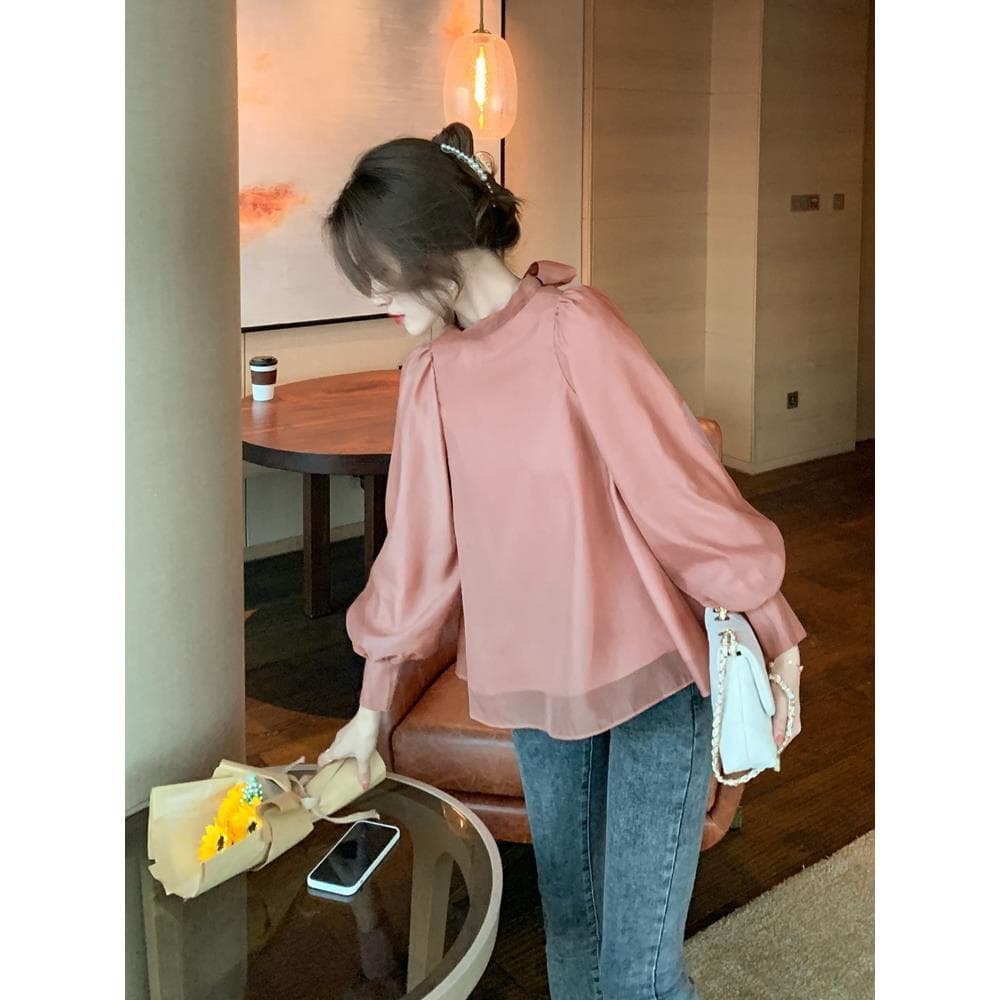 이른 가을 새로운 2026 년 한 부서 슈퍼 요정 품격 루즈핏 슬림해 보이는 표지 배 맨위 쉬폰 작은 셔츠 여성 고급 외국 가스 상세 이미지 9