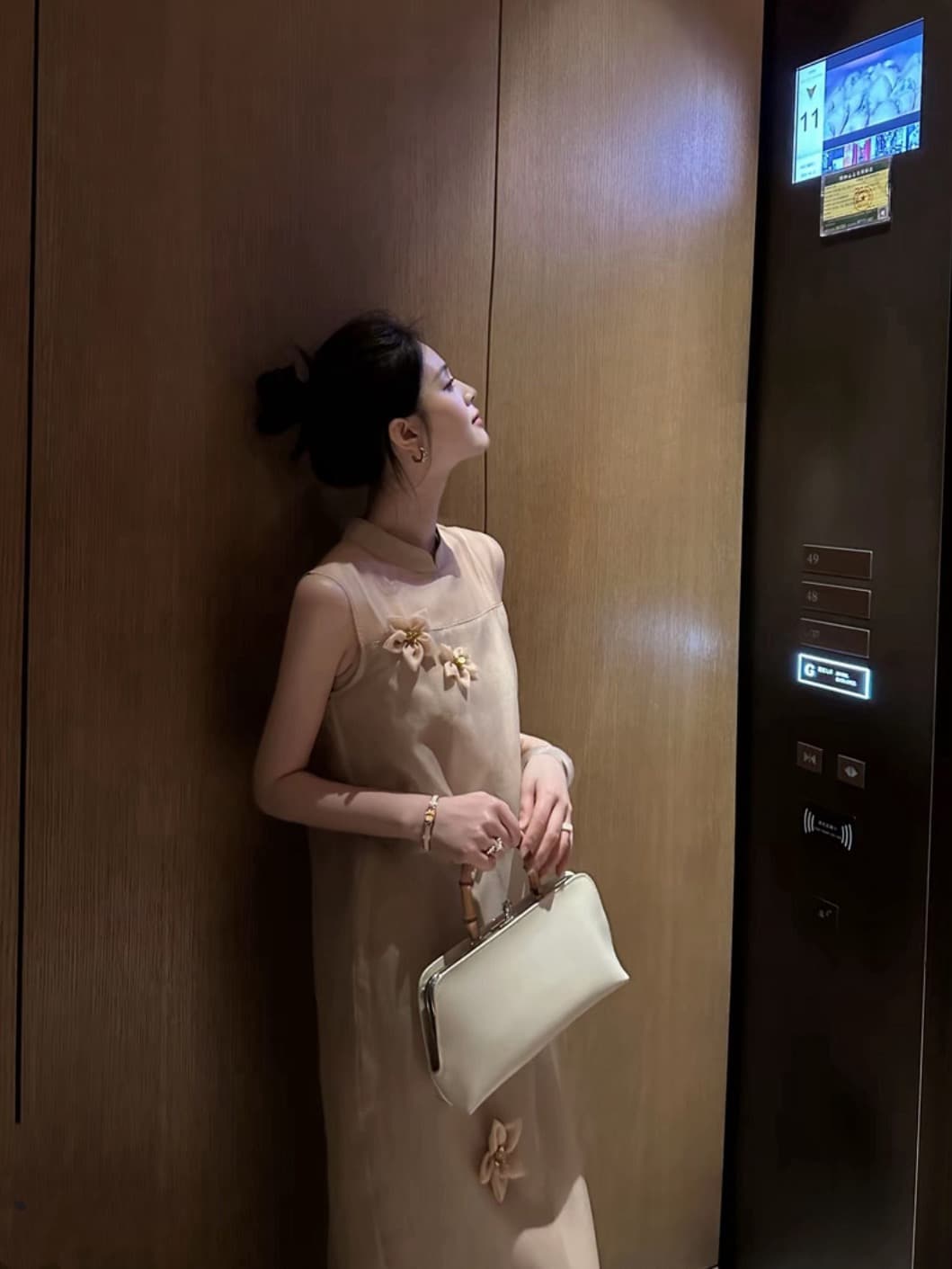 luozhiyin 루오 친한 친구 여름 새로운 중식 부드러운 바람 3 차원 꽃 슬림해 보이는 민소매 드레스 상세 이미지 4